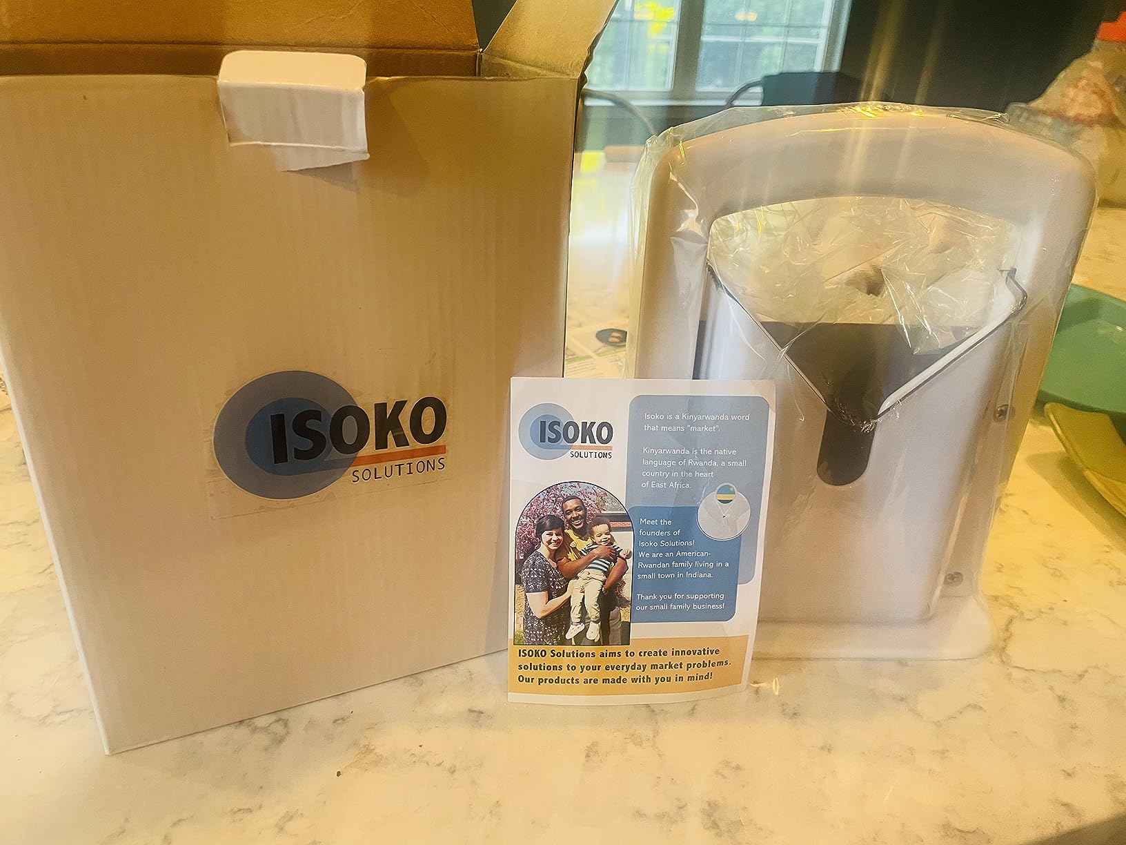 ISOKO Bagel Slicer - Premium Stainless Steel Bagel cutter, with Smooth Guillotine and Non-Slip Silicone Base for Perfect Slices Every Time for the better bagel experience. White customer photo 1