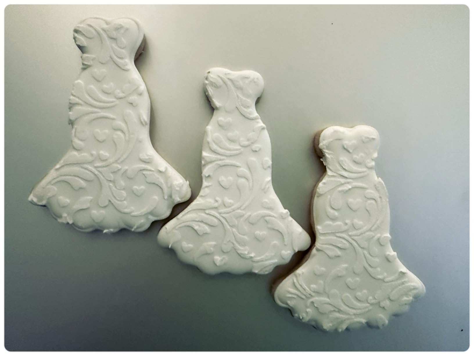 Cookie Stencils for Baking Royal Icing Leaf Stencil Airbrush Flower Hibiscus Vine Rose Stencil Templates for Cake Stencils Decorating Buttercream (Leaf Cookie) customer photo 1