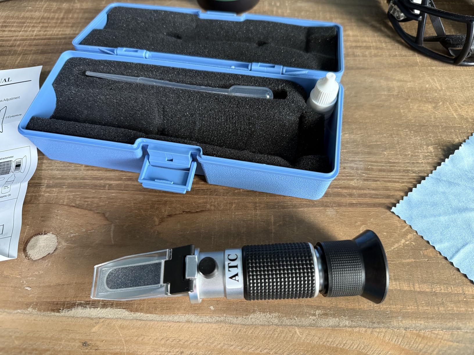 Honey Refractometer with ATC, Portable Refractometer for Honey Moisture, Triple Scale (Honey Moisture: 12-27%, Brix: 58-90%, Baume: 38-43°), Ideal for Honey, Molasses, Maple Syrup, Fruit jam customer photo 1