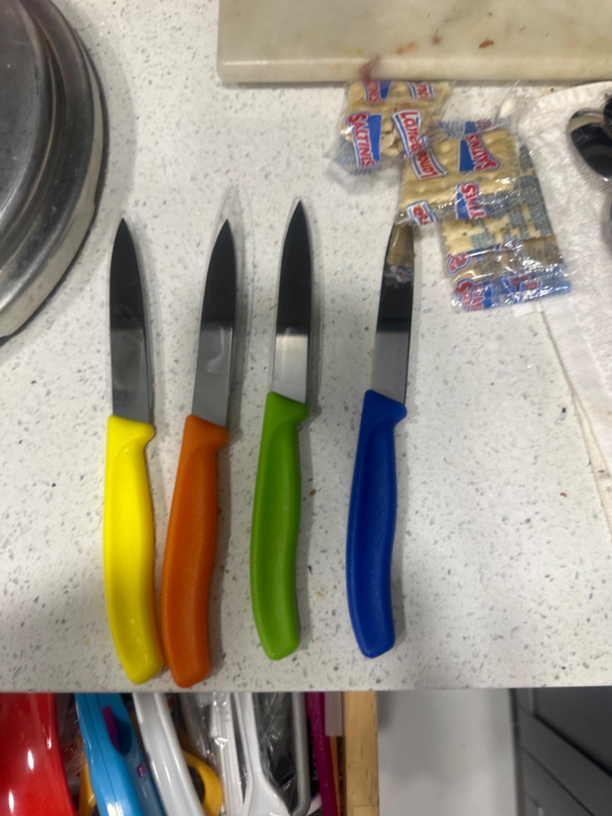 BEWOS 4-Piece Paring Knife Set - Paring Knives with Ergonomic Handle, 3.5 Inch Triple Rivet Paring Knives, Stainless Steel/Black Parers for Vegetable, Fruit & Kitchen Use customer photo 2