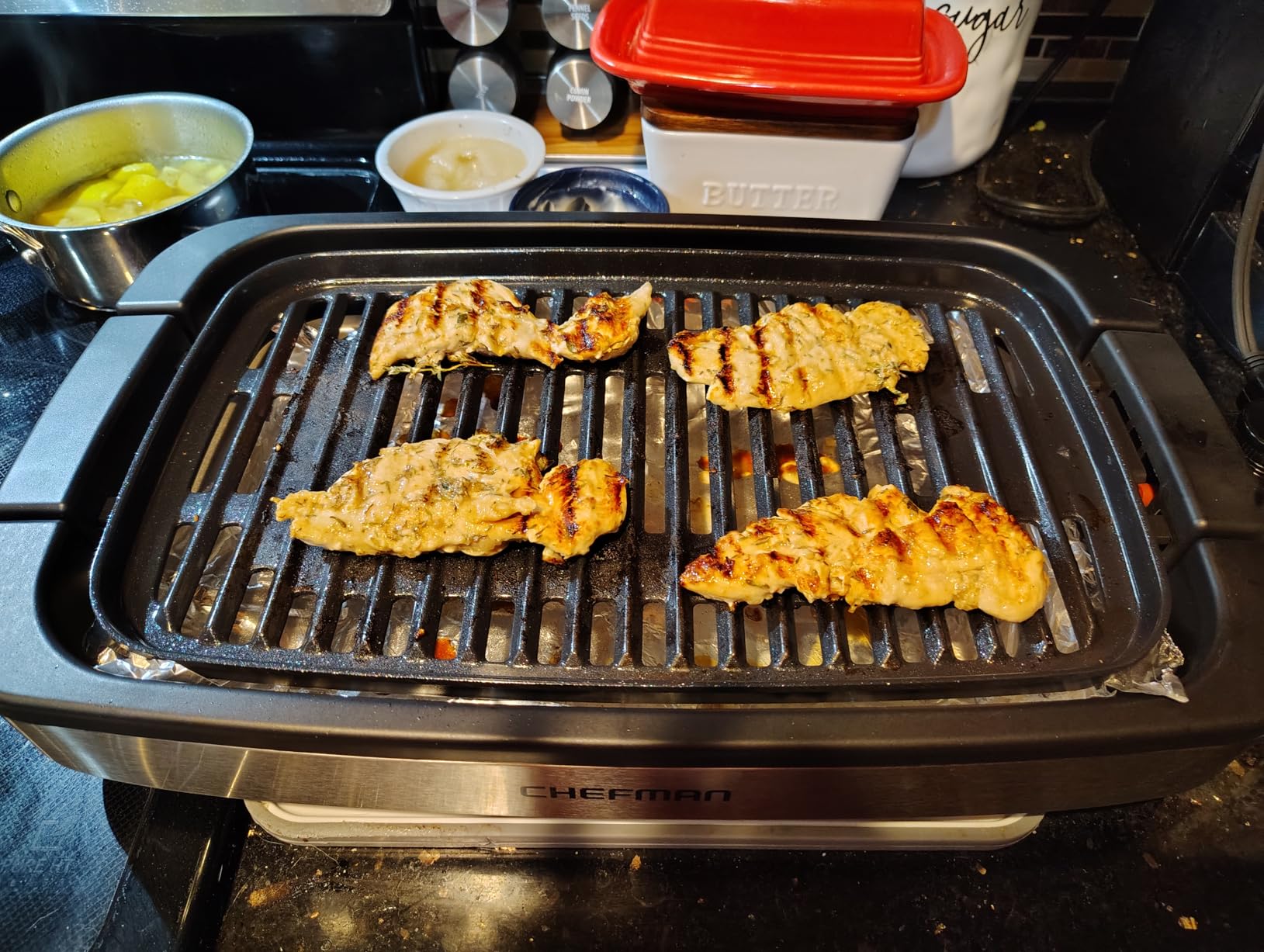 Chefman Smokeless Indoor Electric Grill, Extra Large Grilling Surface, Nonstick Table Top Grill for Indoor Grilling and BBQ with Adjustable Temperature Control, Drip Tray, Dishwasher-Safe Parts customer photo 1