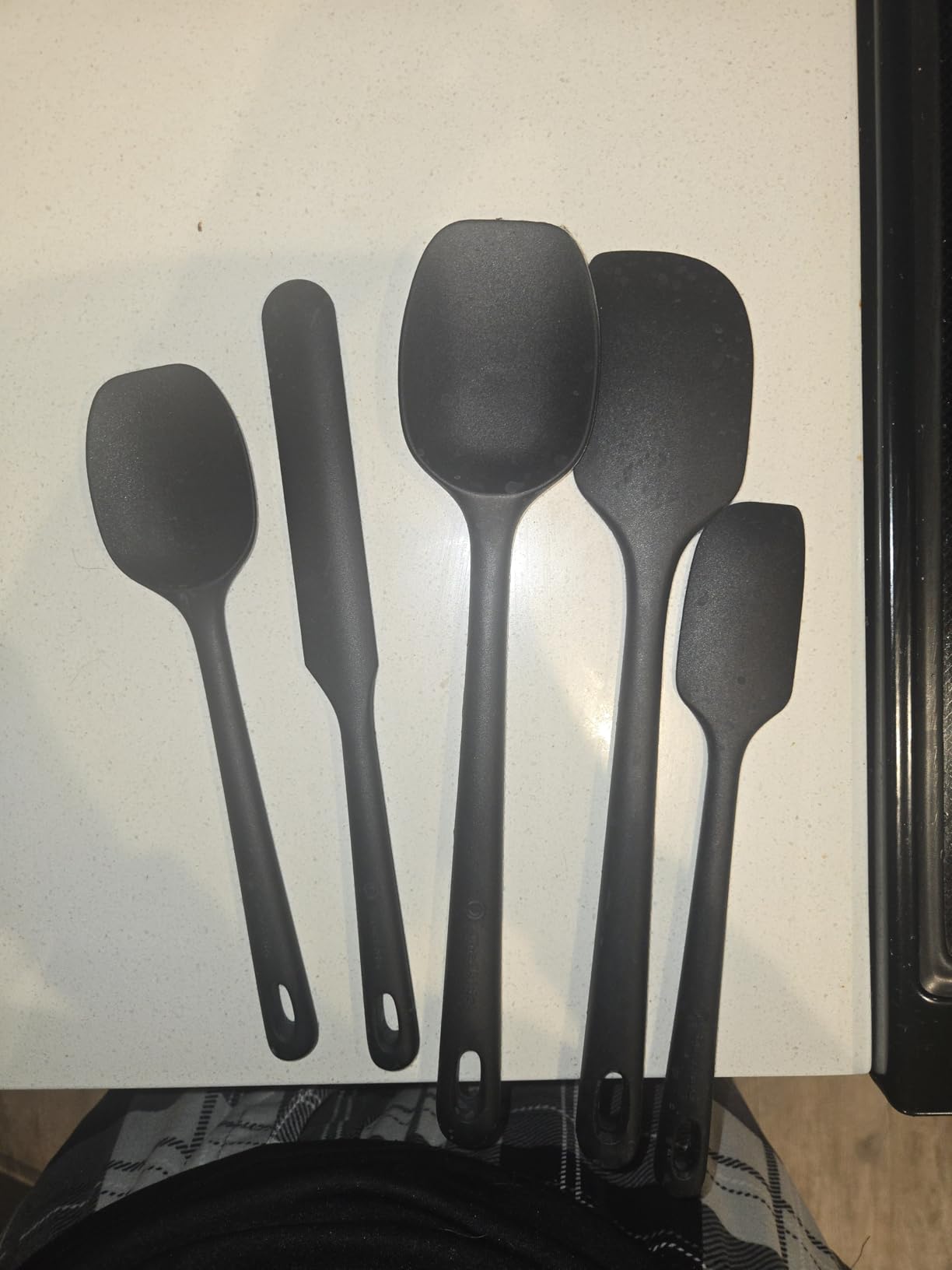 5 Pieces Silicone Spatula Set, Food Grade Rubber Spatula, Upgrade Strong Handle with Ergonomic Grip, Heat Resistant Up to 600°F for Nonstick Cookware, Cooking customer photo 2