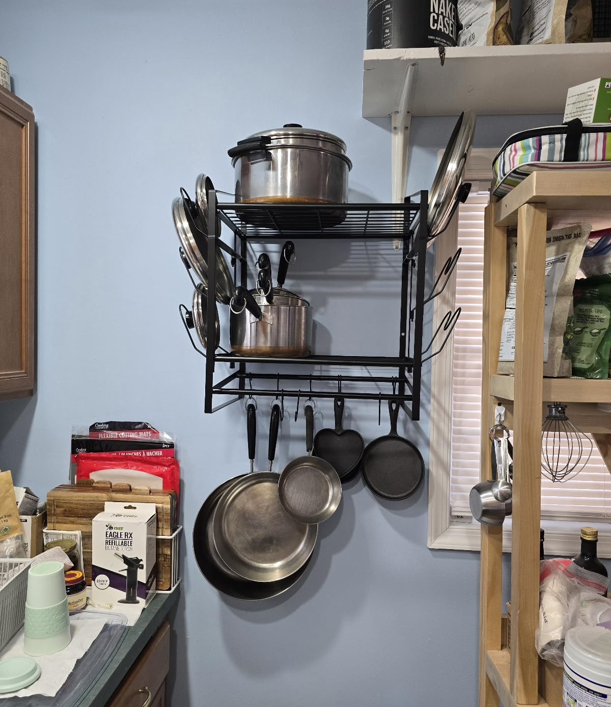 VyGrow 28 Inch Pot Rack Wall Mounted, 2 Tier Pots and Pans Organizer with 20 Hooks and 6 Pot Lid Holders, Heavy Duty Steel Pot and Pan Hanger for Kitchen Cookware Utensils Storage customer photo 1
