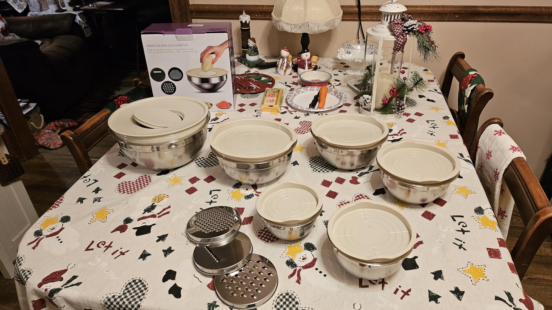 Mixing Bowls with Lids Set, 6 PCS Stainless Steel Mixing Bowls with 3 Grater Attachments, Kitchen Food Storage Organizers Nesting Mixing Bowl, Large Size 4.5, 3.5, 2.1, 1.5, 1.1, 0.7QT customer photo 2