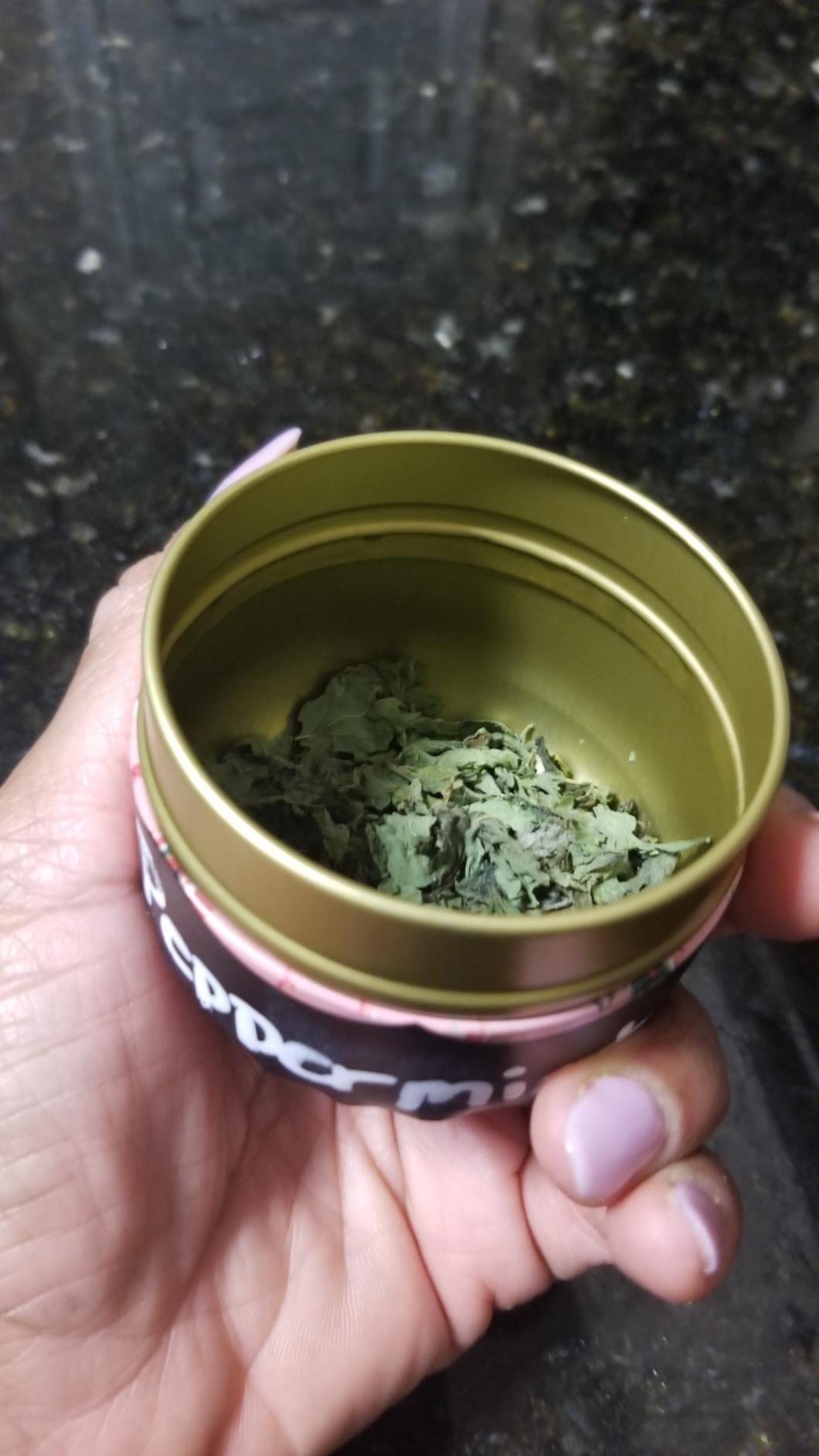 HAN SHENG 6 Pcs Airtight Tea Storage Tins 10 OZ, Vintage Style Food Containers for Loose Leaf Tea & Herbs, Coffee Beans, Spices, Sugar - Floral Embossed Design customer photo 2