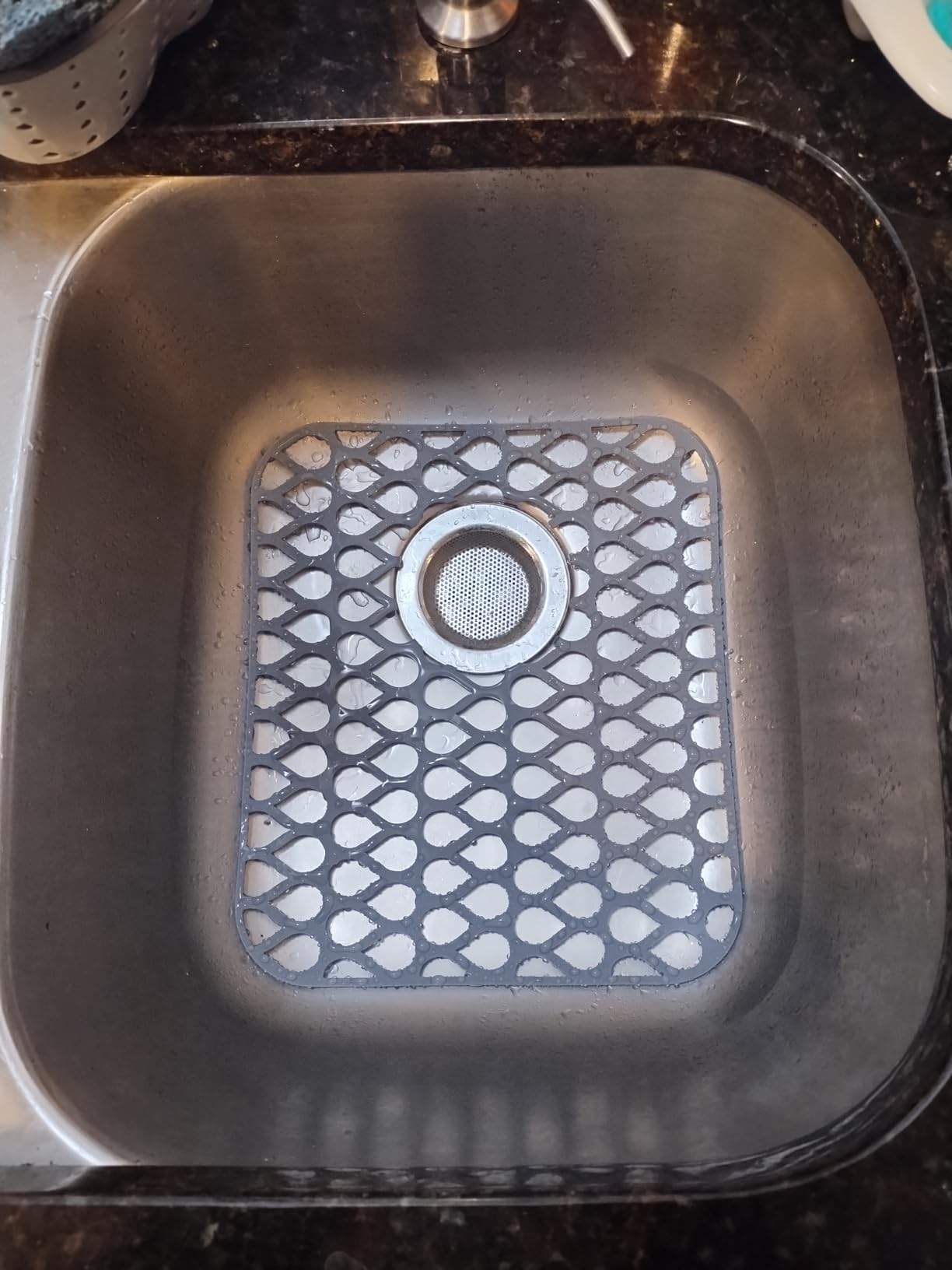 Silicone Sink Protectors for Kitchen Sink - 2 Pack Kitchen Sink Mats for Bottom of Sink - Heat-Resistant, Dishwasher-Safe Sink Grid - Non-Slip Sink Accessories, Flexible Sink Protector Mat - Gray customer photo 2