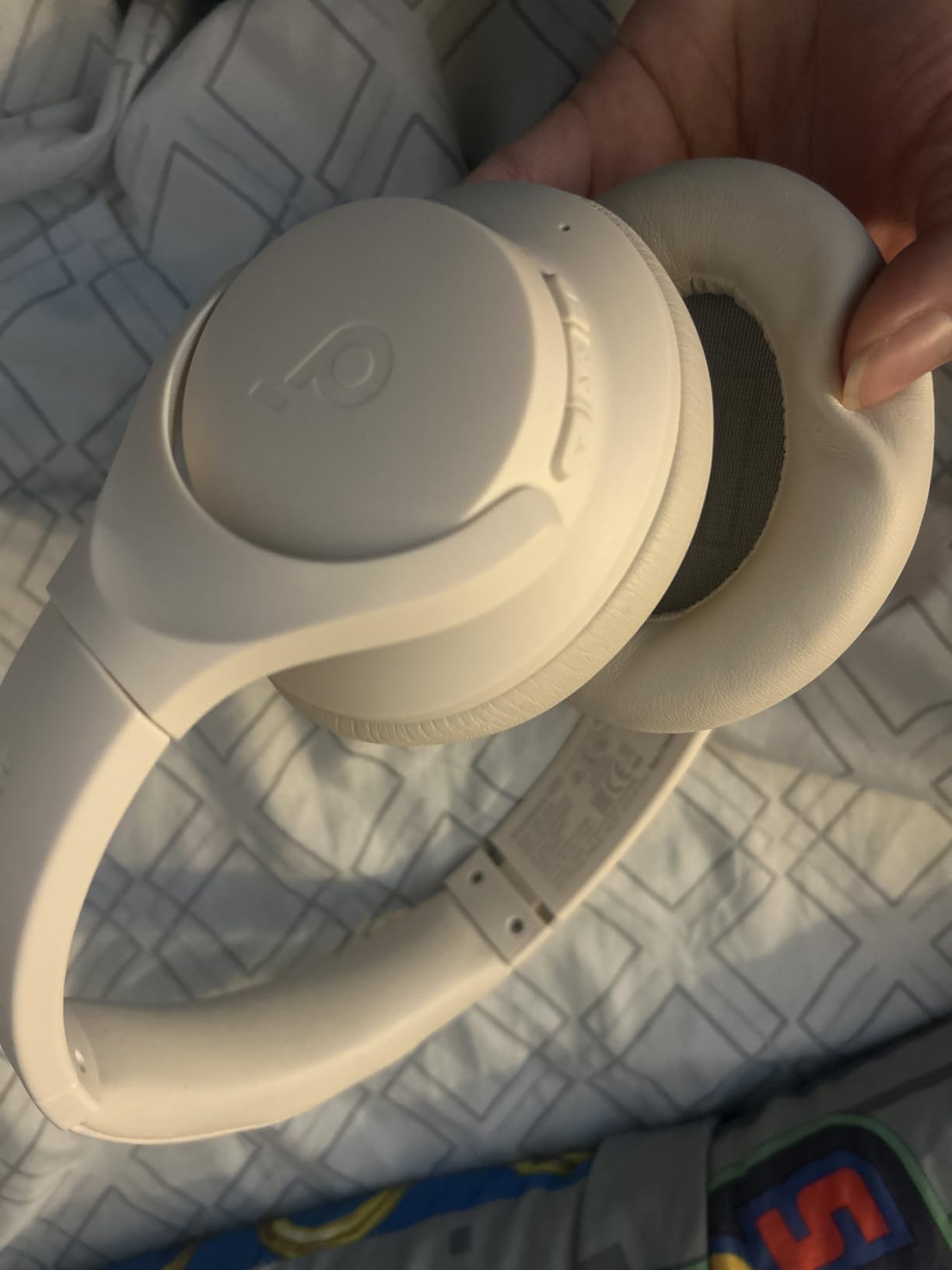 Soundcore by Anker Q20i Hybrid Active Noise Cancelling Headphones, Wireless Over-Ear Bluetooth, 40H Long ANC Playtime, Hi-Res Audio, Big Bass, Customize via an App, Transparency Mode (White) customer photo 1