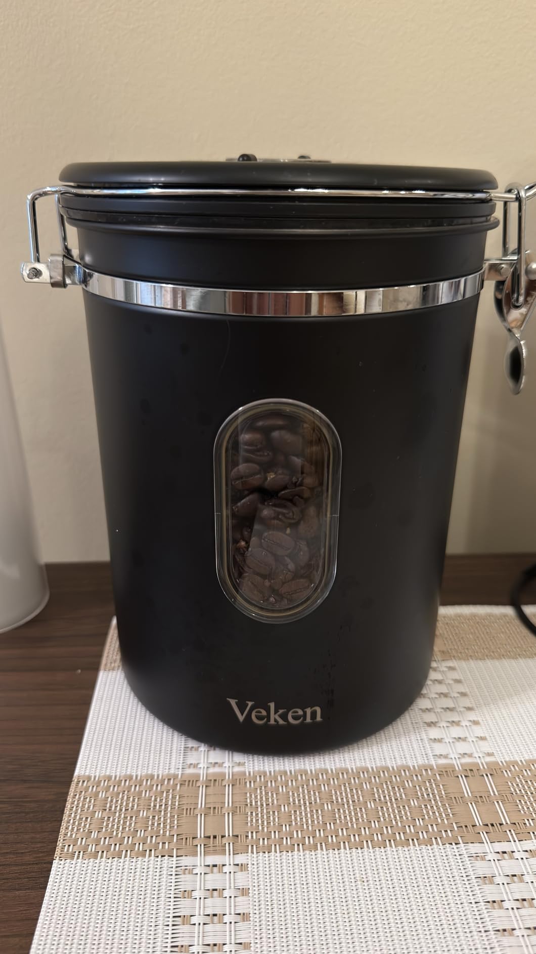 Veken Coffee Canister with Window, Airtight Stainless Steel Kitchen Food Storage Container with Lids, Date Tracker and Scoop for Grounds Coffee, Beans, Tea, Flour, Cereal, Sugar Jars, 16OZ, Black customer photo 1