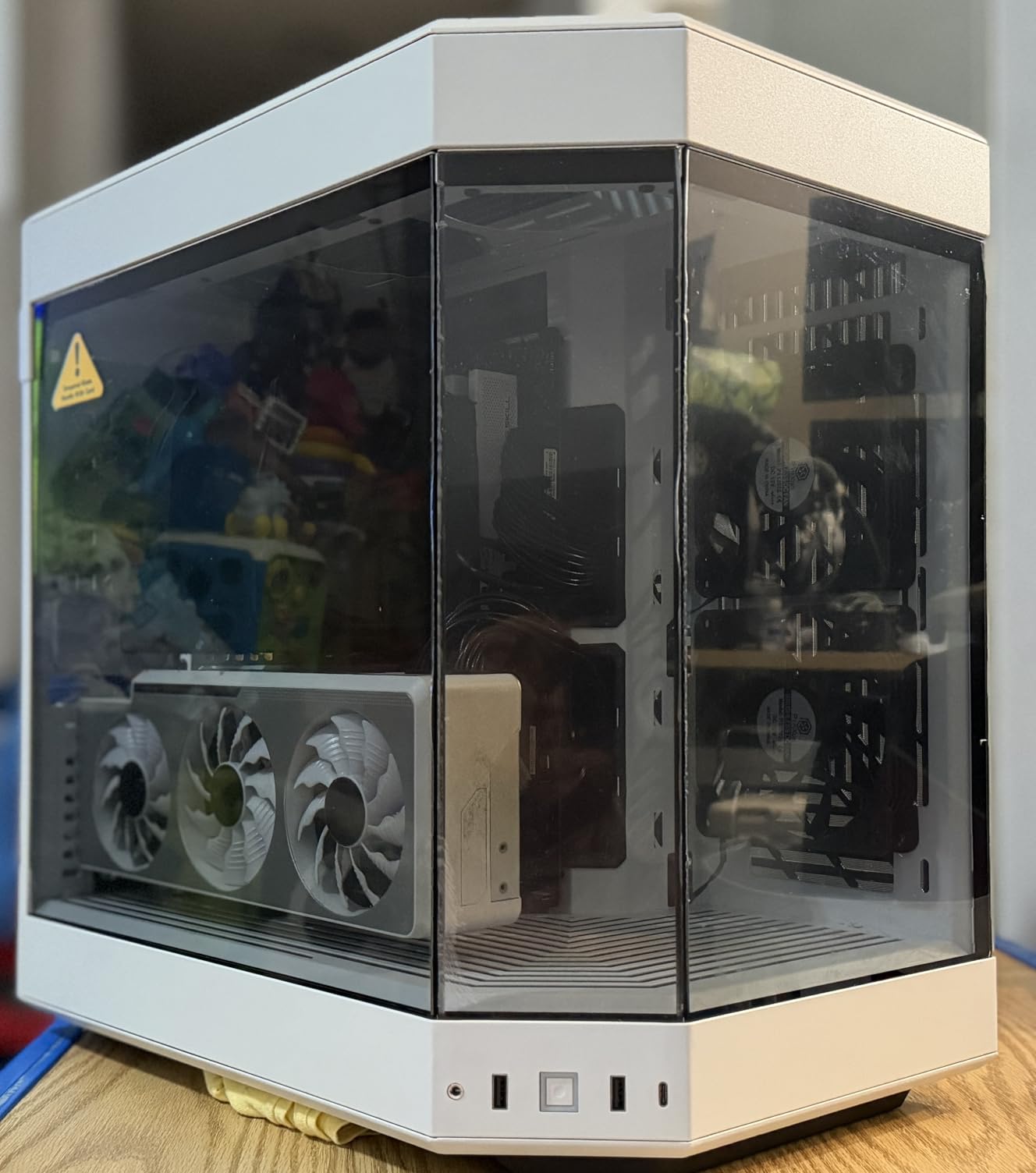 Hyte Y70 Upgraded Modern Aesthetic Dual Chamber Panoramic Tempered Glass Mid-Tower ATX Computer Gaming Case with PCIE 4.0 Riser Cable Included, Red (CS-HYTE-Y70-BR) customer photo 2