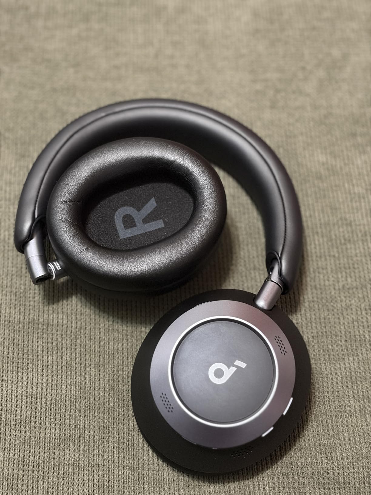 Soundcore Space One Pro, FlexiCurve Over-Ear Headphone, Adaptive Active Noise Cancelling Headphones Driven by 6 Mics, 60H Lossless Audio, Ultra-Fast Charging, Hi-Res Wireless, Comfortable Fit customer photo 2