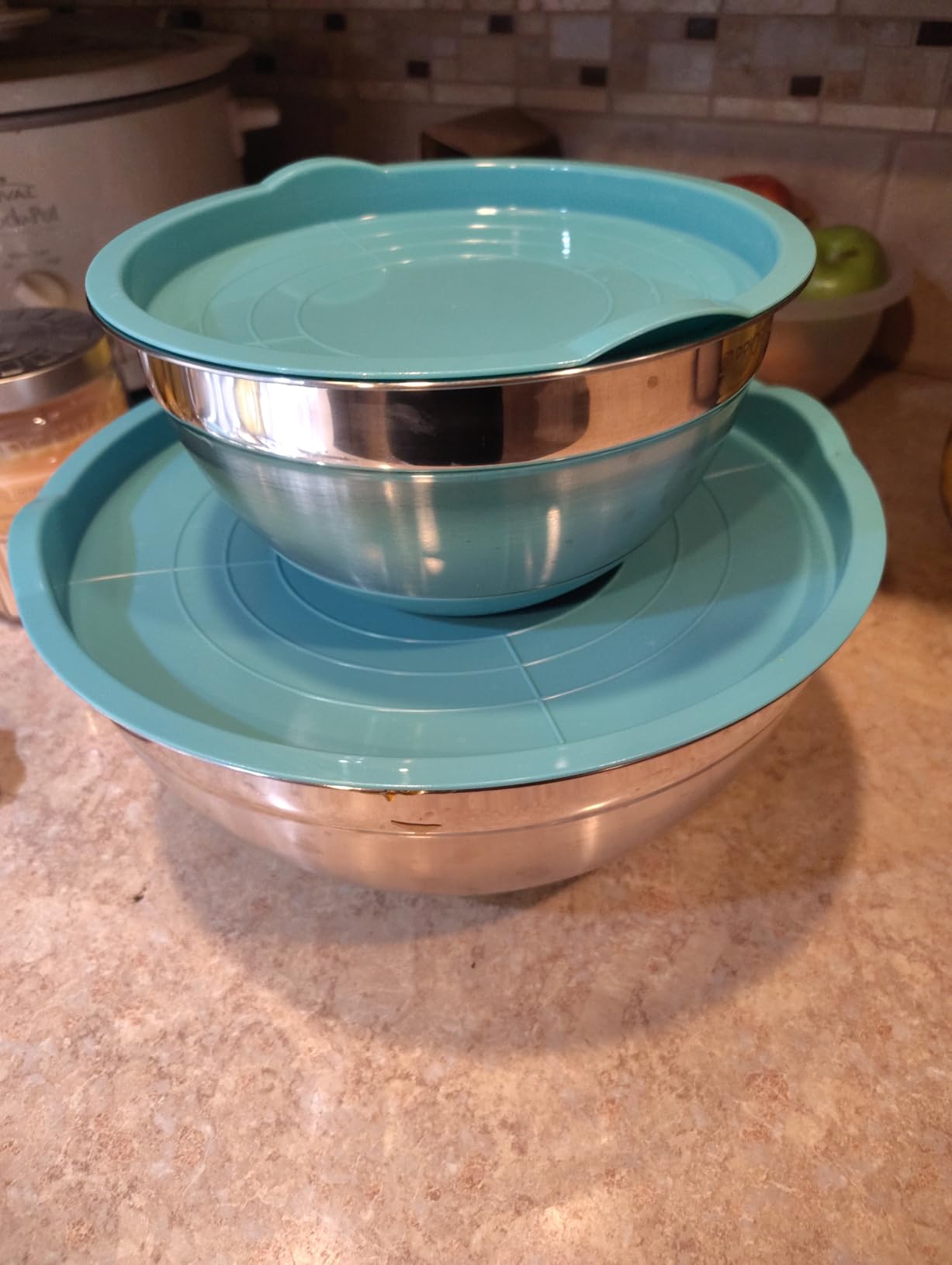 Priority Chef 6Pc Large Mixing Bowls With Lids Set with Non-Slip Bases, Stainless Steel Mixing Bowl Set, 6 Airtight Lids and 3 Graters, Black customer photo 1