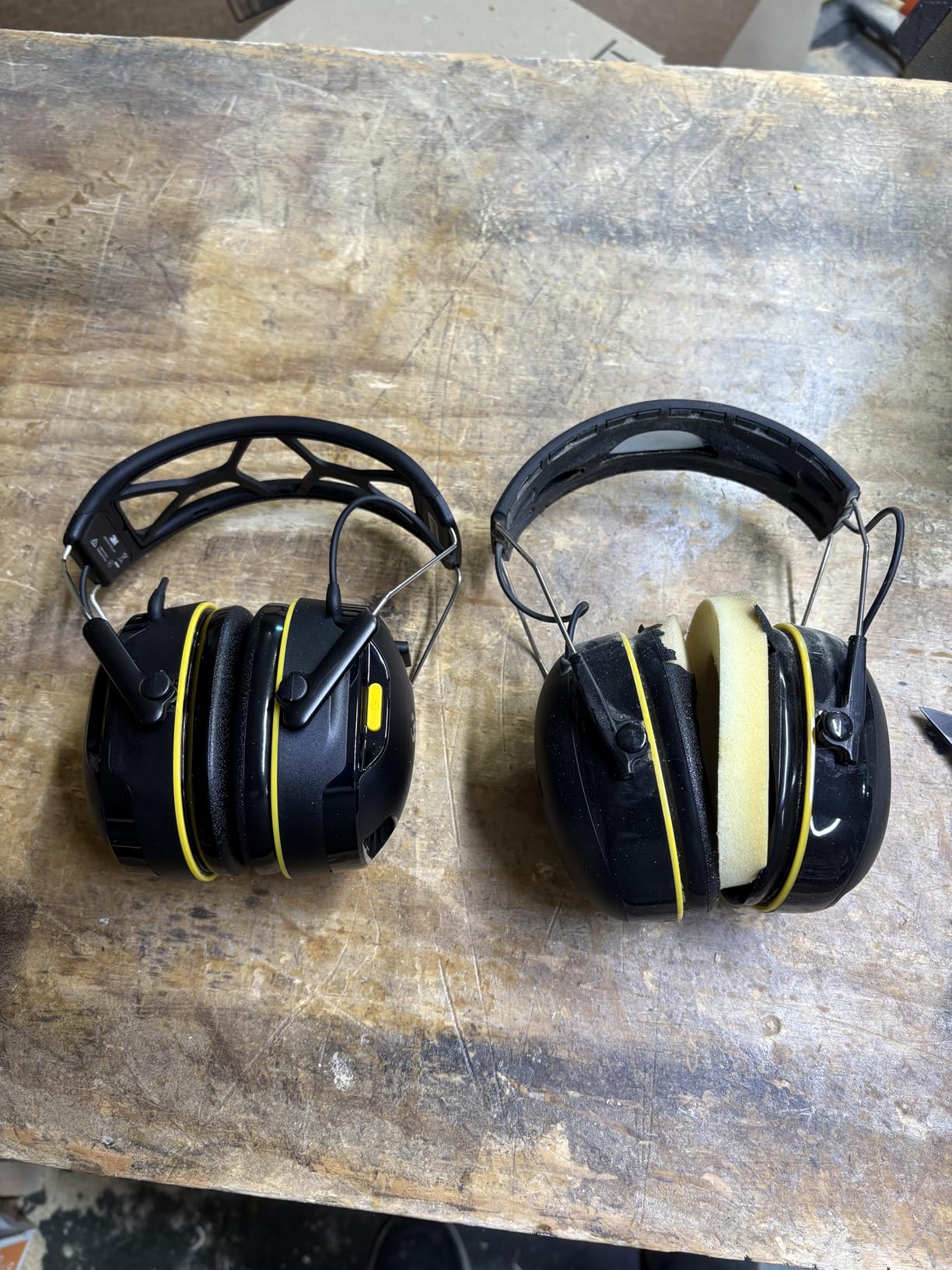 3M WorkTunes Connect Wireless Hearing Protector with Bluetooth Technology, 26 dB NRR customer photo 2