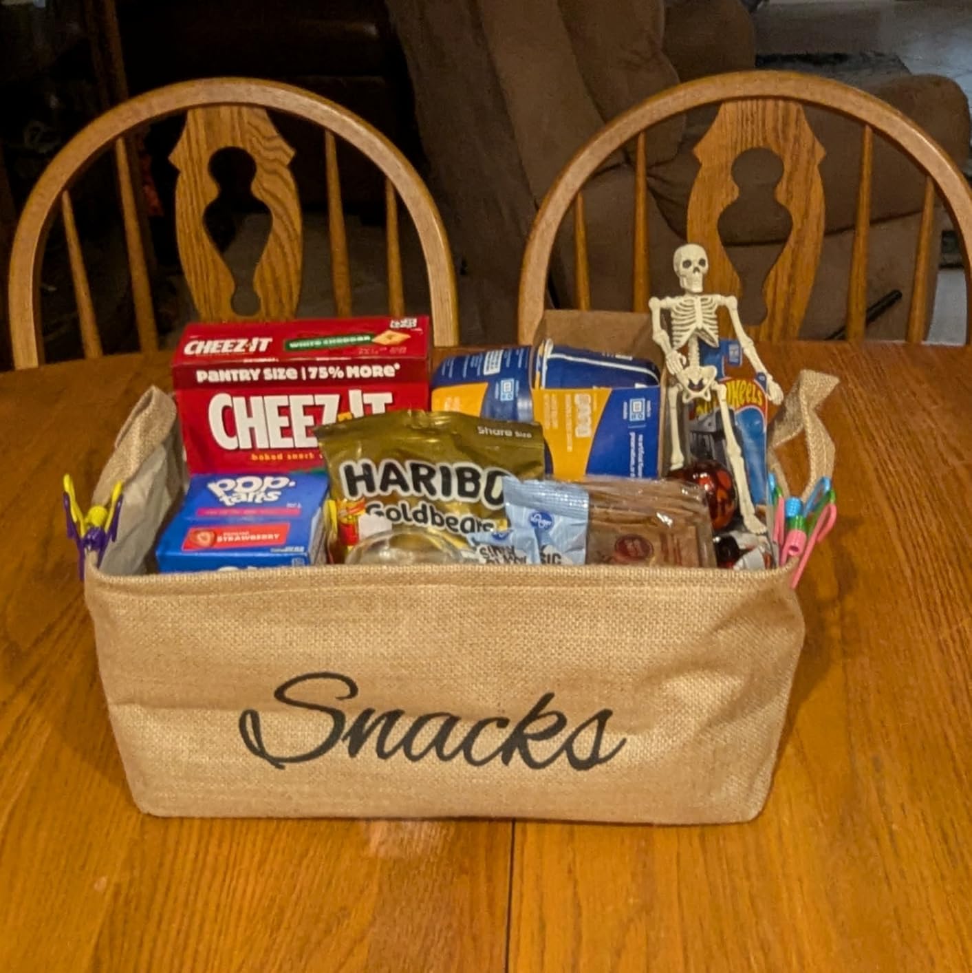 17 Pcs Snack Basket Sets, Snack Storage Bin for Pantry Shelves with 16 Pcs 2 Inch Chip Clips, Basket Organizer for Kitchen Home, Chips, Popcorn, Candy, Pretzels(Burlap,Khaki) customer photo 1