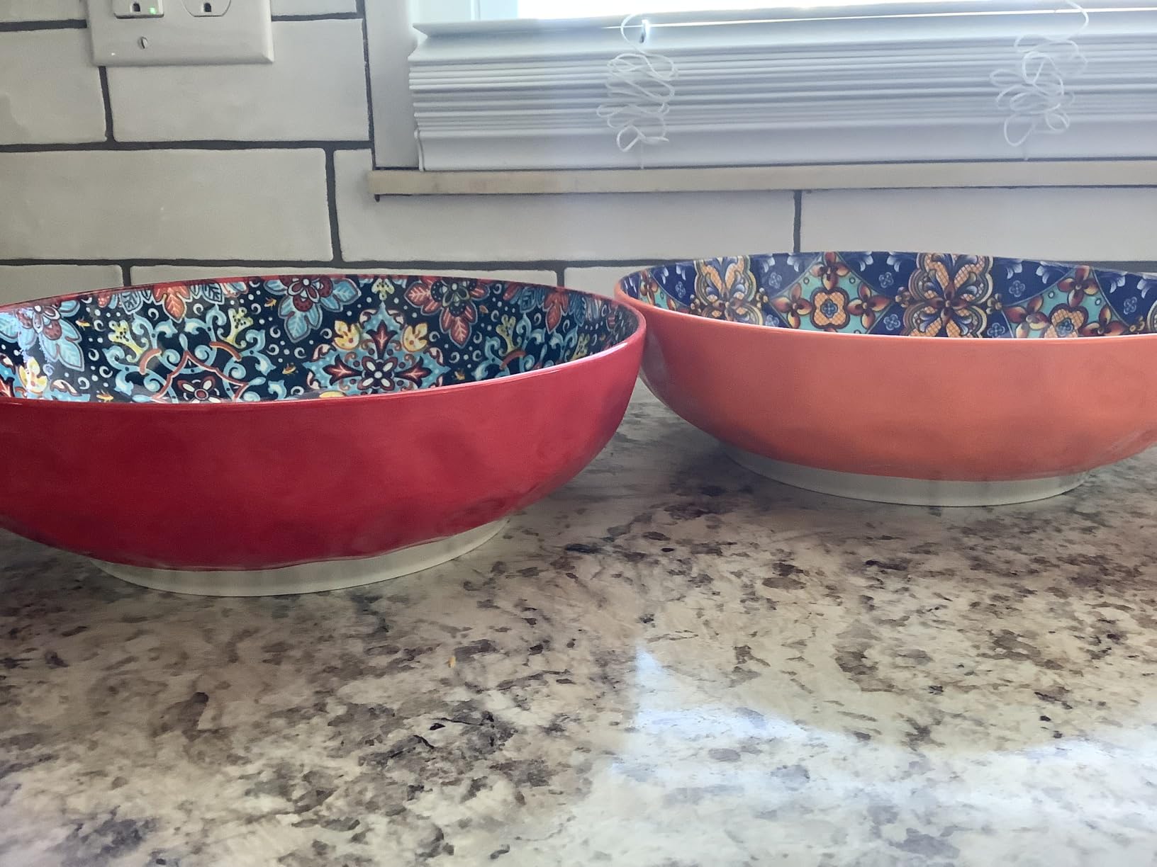 vancasso Large Serving Bowls, 78 Oz Extra Large Salad Bowls Set of 2, Bohemian Decorative Bowls for Salad, Fruit, Pasta and Dinner, Serving Dishes Set for Party, Dishwasher & Microwave Safe－Green customer photo 2