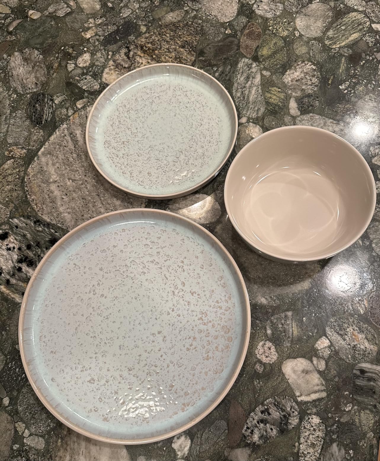 Stoneware dinnerware set 8 persons 24 pcs - Mediterranean dinnerware set, dishwasher, microwave and scratch resistant - bowl and plate set - dinnerware Pure Living Light Beige customer photo 1