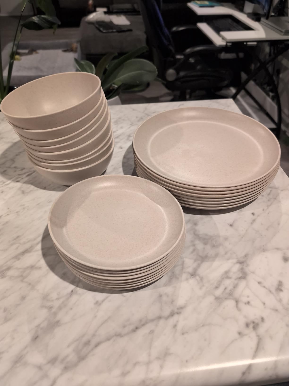 Grow Forward 24-piece Premium Wheat Straw Dinnerware Sets for 8 - Unbreakable Dishwasher & Microwave Safe Plastic Plates and Bowls Sets - Patio, Outdoors, RV, Camping Dishes - Sahara customer photo 1