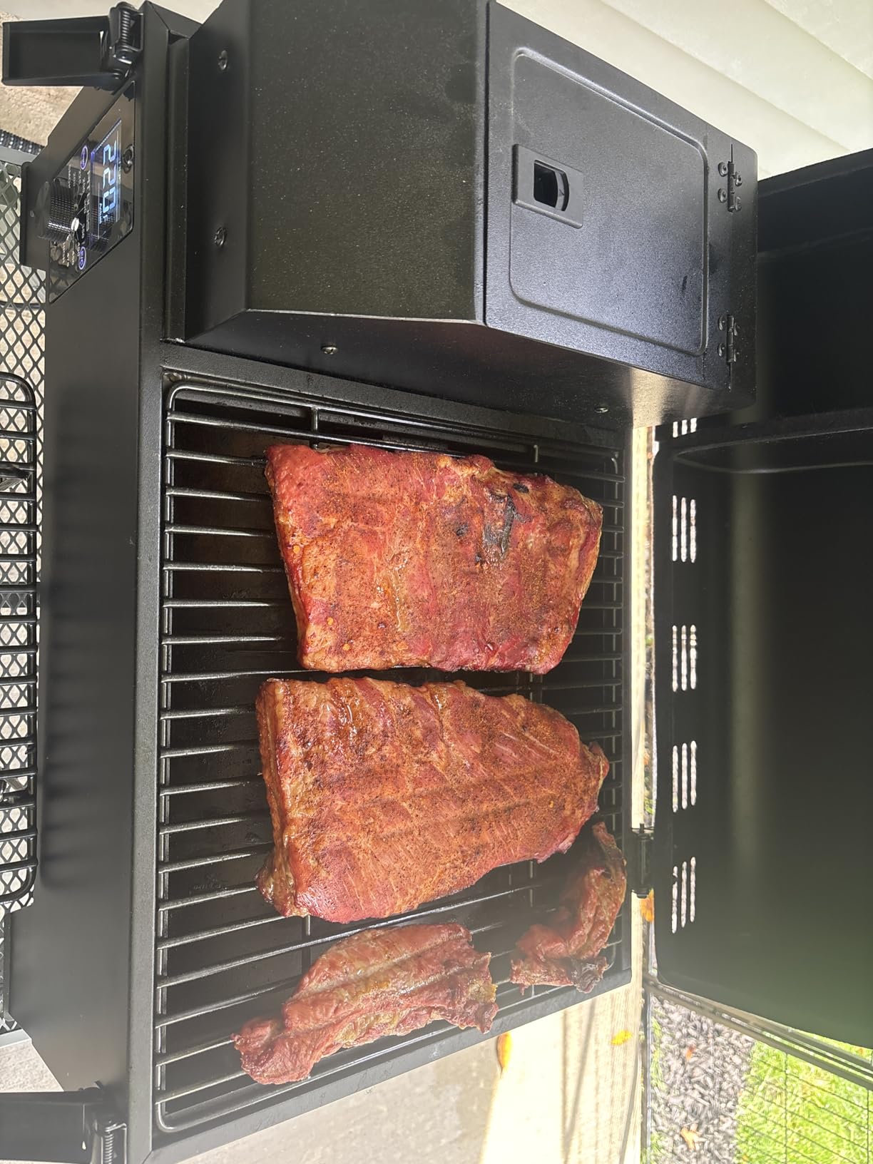 Pit Boss PB150PPG Table Top Wood Pellet Grill, Black - 11091 customer photo 2