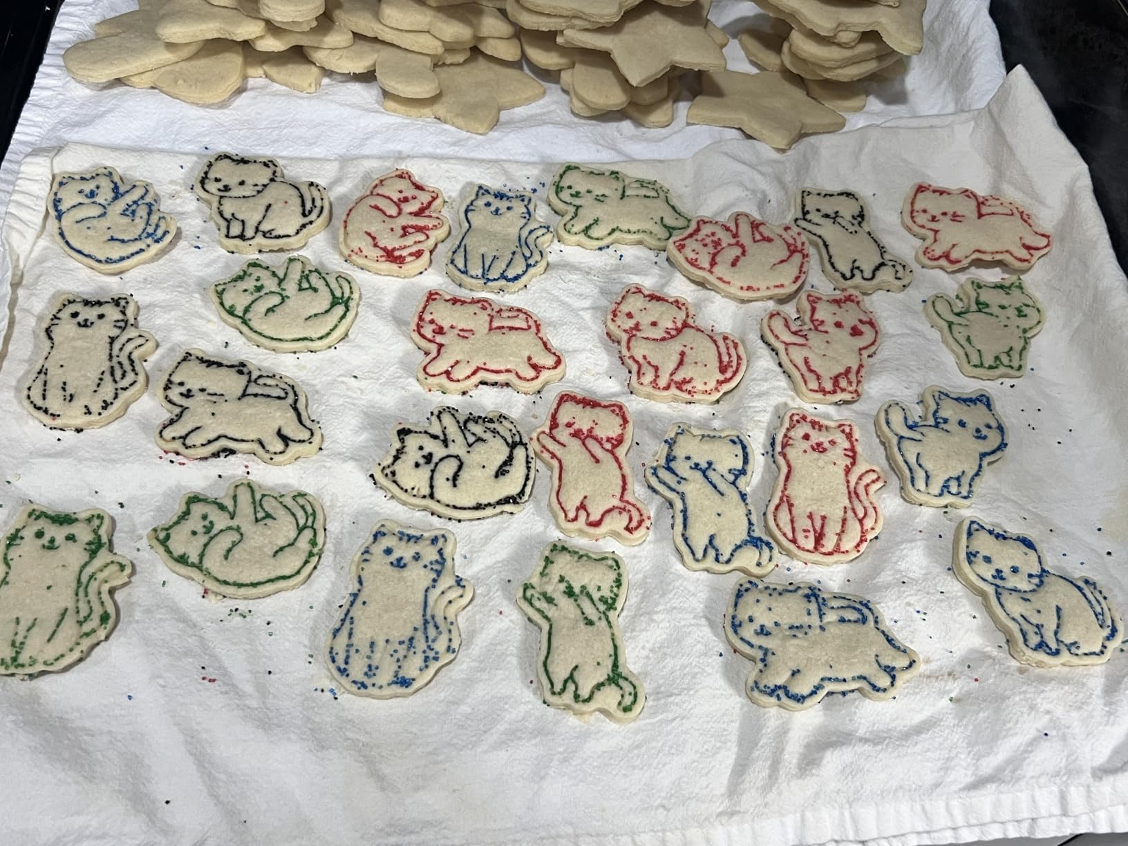 8pc 3D Cute Cat Cookie Stamps, Cupcake Pancake Apple Pie Pastry Biscuit Molds, Fruit & Sandwich Cutter Set for Cat Party Decorations customer photo 2