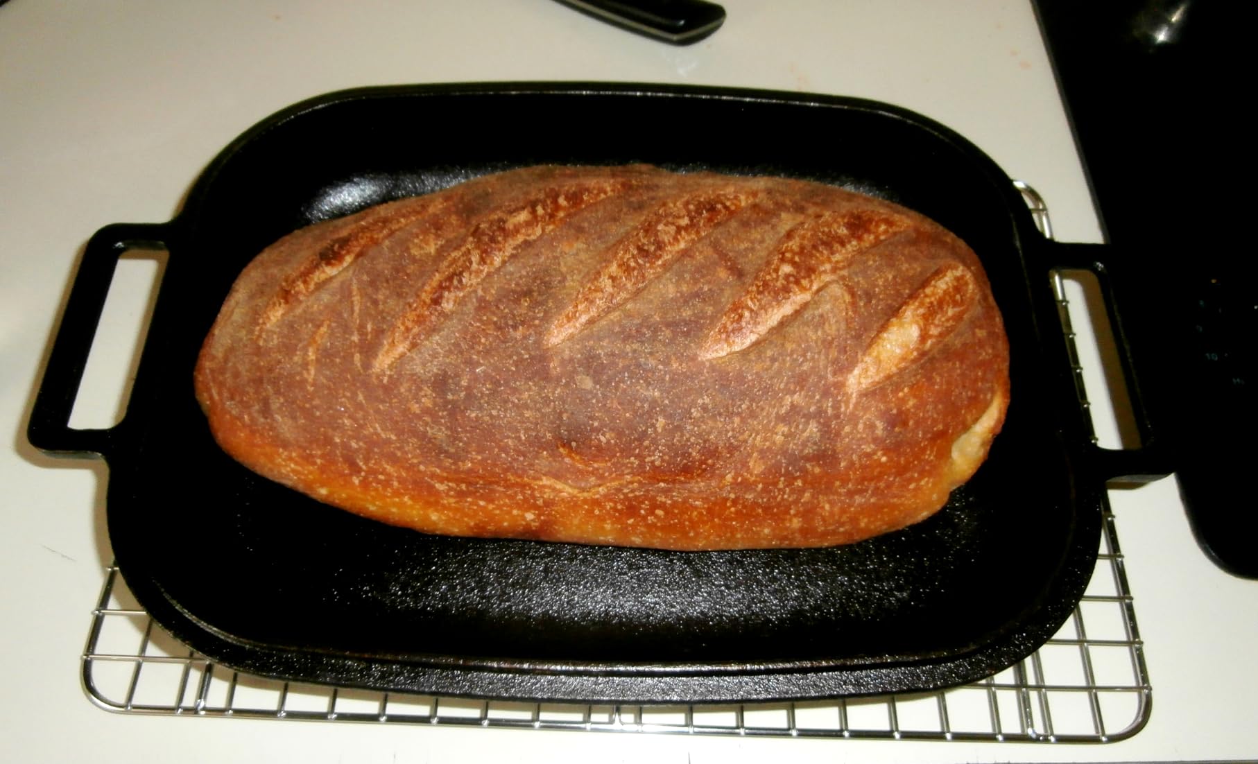 Cloche Loaf Dutch Oven, Pre-Seasoned, 9.5QT, 13 LBS Heavy Duty, Non-Stick, Large Bread Loaf Pan, Oval Cast Iron Bread Pan With Lid, Cloche Homemade Loaf Pan, Sourdough Artisan Bread Baking Pan customer photo 1