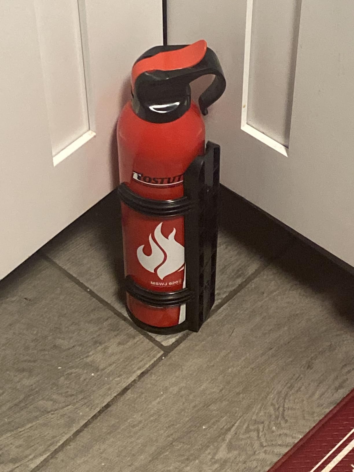 Upgraded 8-IN-1 Fire Extinguisher for Home Vehicle Car Kitchen Boat, Small Fire Extinguishers Spray with Mount for Class A B C K Fire, Portable Non-Toxic Prevent Re-Ignition Easy Clean (2 Pack) customer photo 1