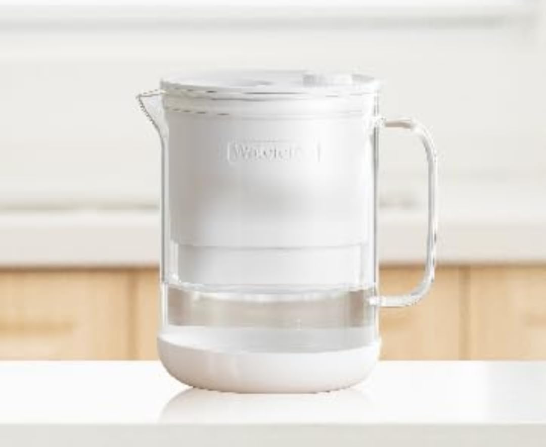 Waterdrop Glass Water Filter Pitcher with 1 Filter, Eco-Friendly, with NSF 53&42&372 Certified Filter, 7-Cup, Reduces PFOA/PFOS, Chlorine, Cadmium, Copper, Mercury, BPA Free, Easy to Clean, White customer photo 1