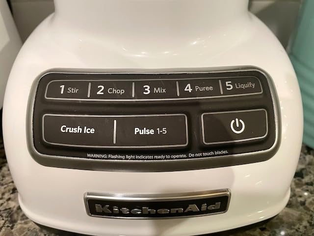 Vitamix Ascent X3 Blender with Three Blending Programs, Self-Cleaning Program, Professional-Grade Blender for Smoothies, Soups and More, Stainless-Steel Blades, 48 Oz Container, Shadow Black customer photo 2