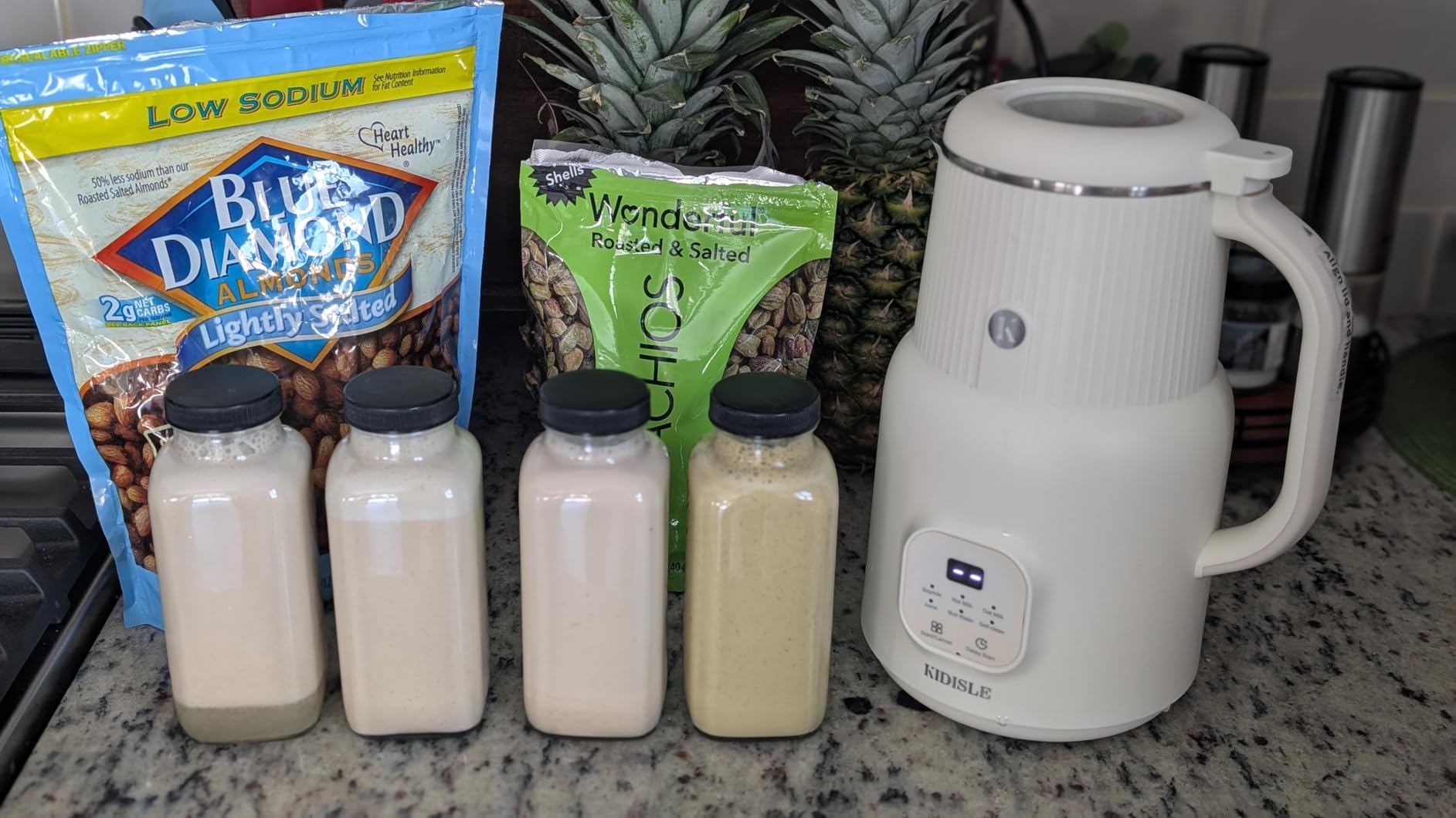 Automatic Nut Milk Maker, 20oz Homemade Almond, Oat, Coconut, Soy, Plant Based Milks and Non-Dairy Beverages with Delay Start/Keep Warm/Self-Cleaning/Boil Water, White customer photo 2