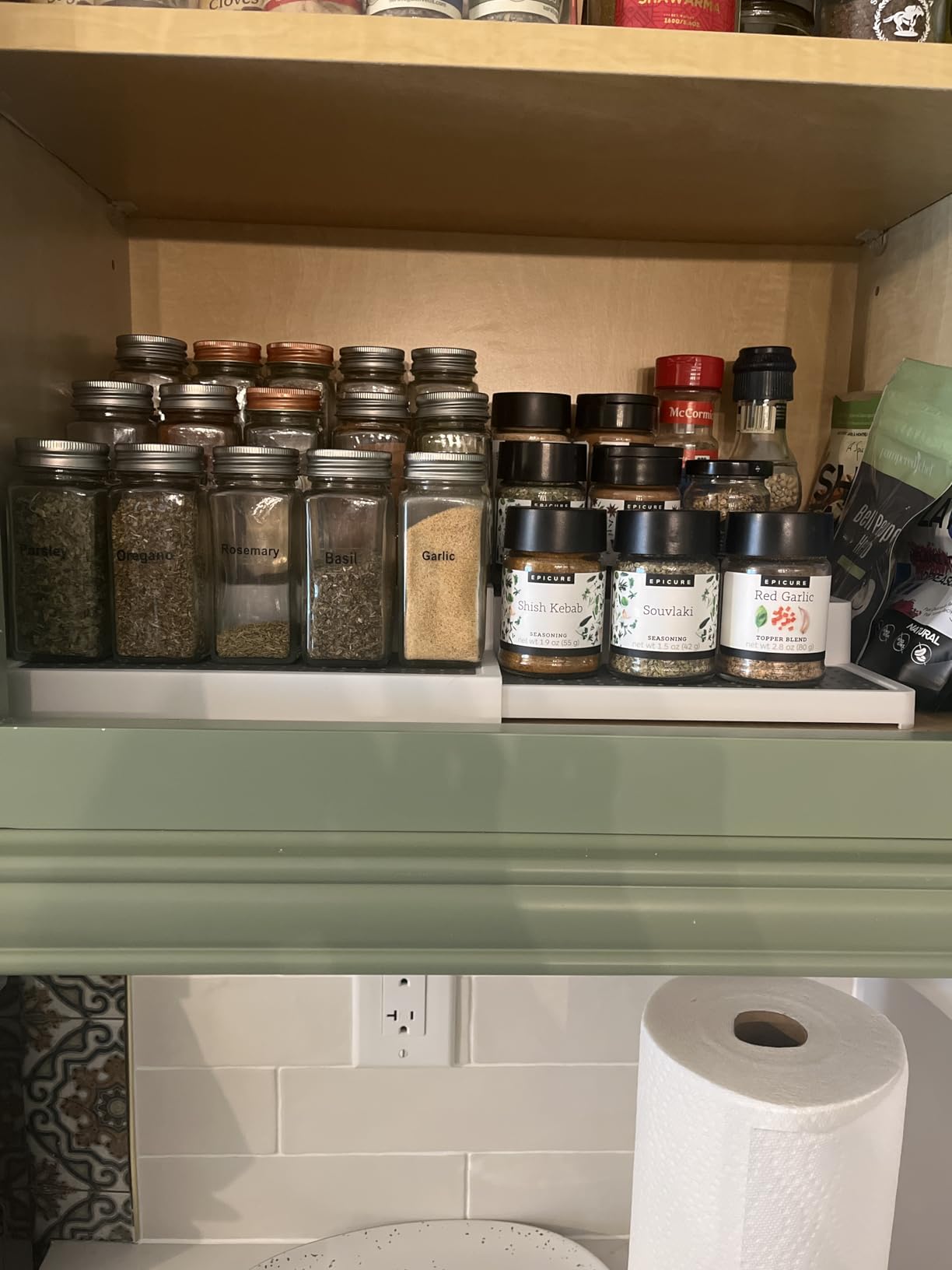 Oizeir Expandable Spice Rack Organizer for Cabinet (2 Pack), 3-Tier Clear Tiered Shelf, Non-Slip Adjustable Spice Cabinet Organizer for Kitchen Pantry, Medicine, Seasoning & Bottle Storage customer photo 2