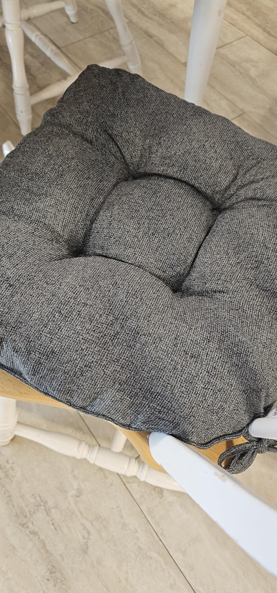 MAGIC ELEPHANT Chair Cushions for Dining Chair, Shredded Memory Foam Kitchen Chair Cushions Set of 4, Non-Slip Thick Dinning Room Chair Pads Seat Cushions, 15.5