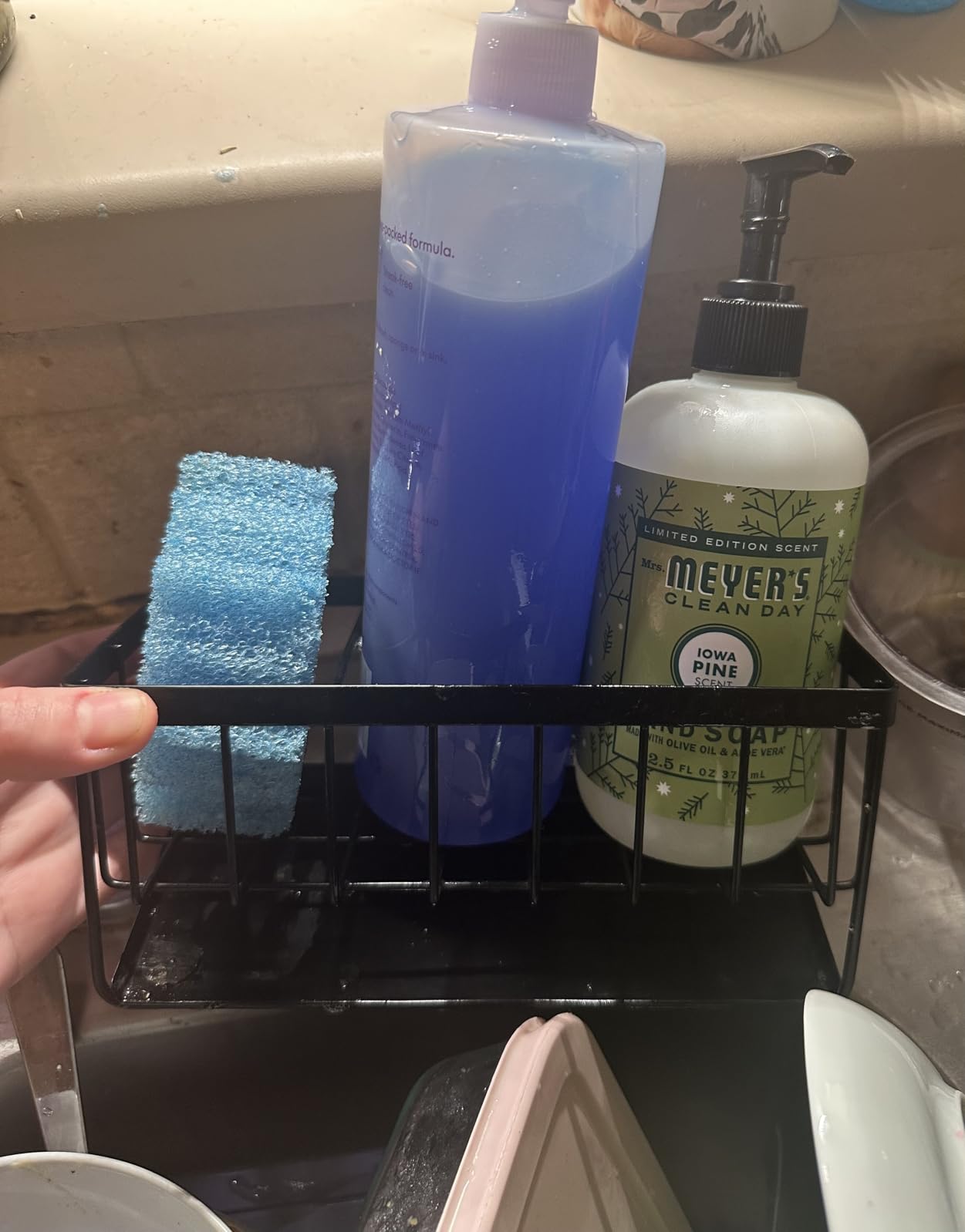 Kitsure Sponge Holder for Kitchen Sink, Rustproof Stainless Steel Sink Caddy Organization and Storage Essentials with High Brush Holder customer photo 1