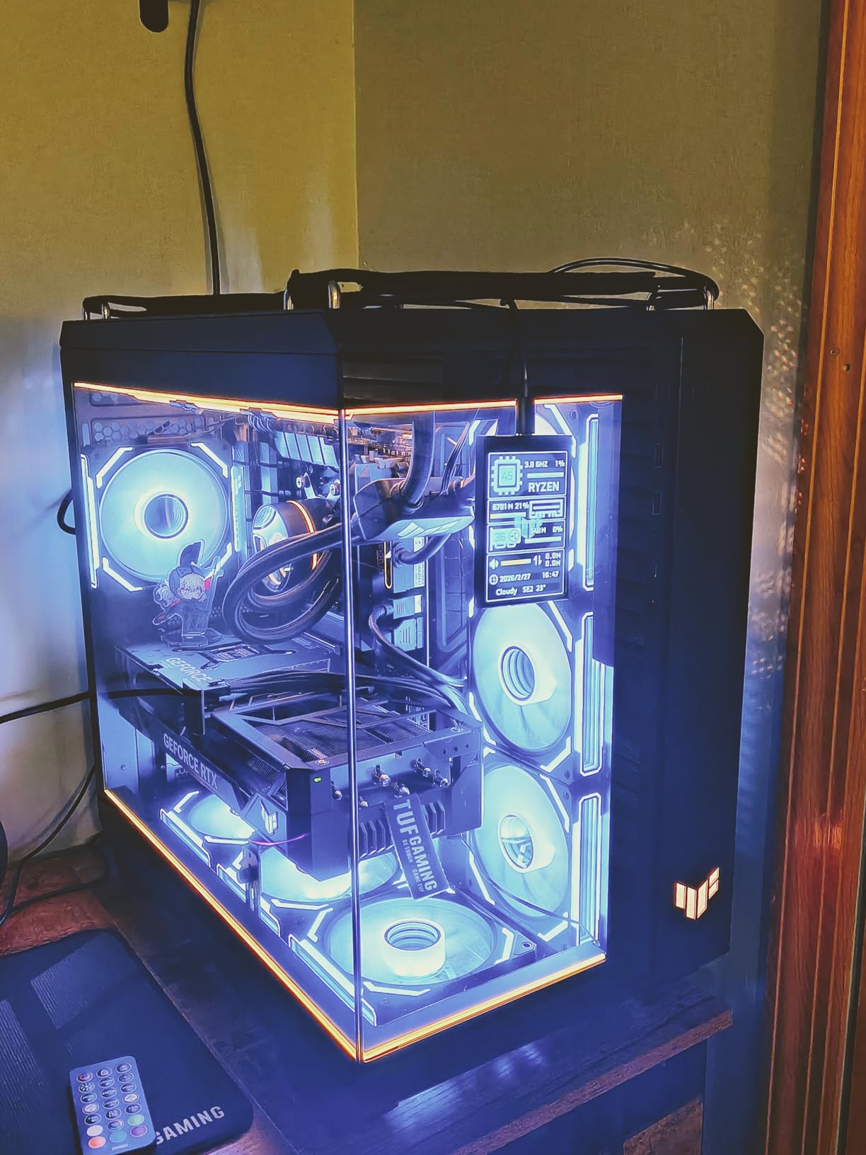 ASUS TUF Gaming GT502 Horizon ATX Mid-Tower PC Case (Boundless Panoramic Design, Dual-Chamber, Independent CPU and GPU Cooling Zones, Tool-Free Side Panels, USB 10 Gbps Type-C Front Panel) customer photo 1
