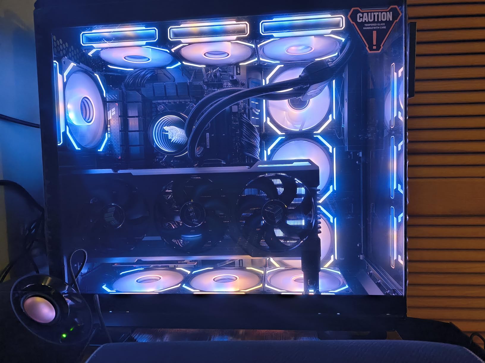 ASUS TUF Gaming GT502 Horizon ATX Mid-Tower PC Case (Boundless Panoramic Design, Dual-Chamber, Independent CPU and GPU Cooling Zones, Tool-Free Side Panels, USB 10 Gbps Type-C Front Panel) customer photo 2