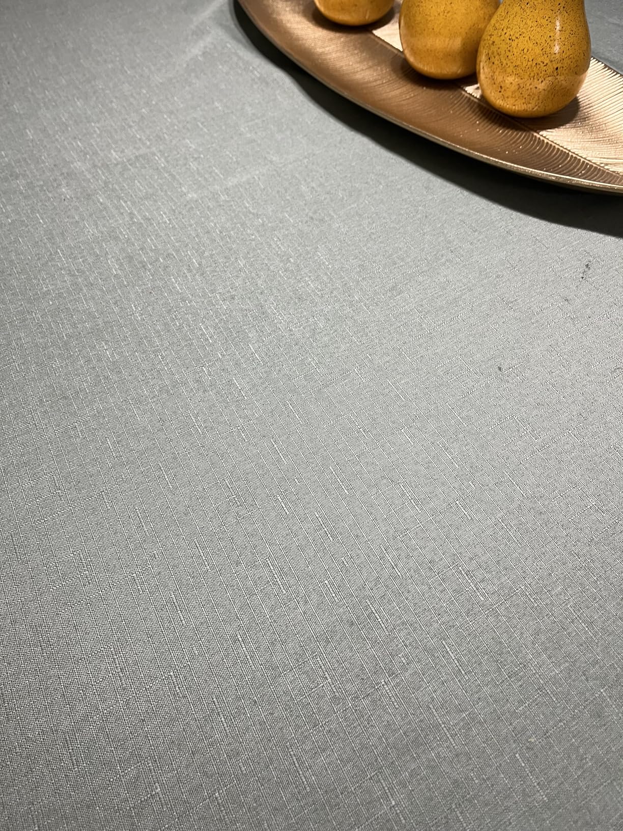 IVAPUPU Textured Linen Table Cloth for Rectangle Tables - Sage Green Tablecloths Rectangular Waterproof Wrinkle Free Wipeable Dining Table Cover for Spring Easter Decor Wedding Birthday, 52 x 70 Inch customer photo 2