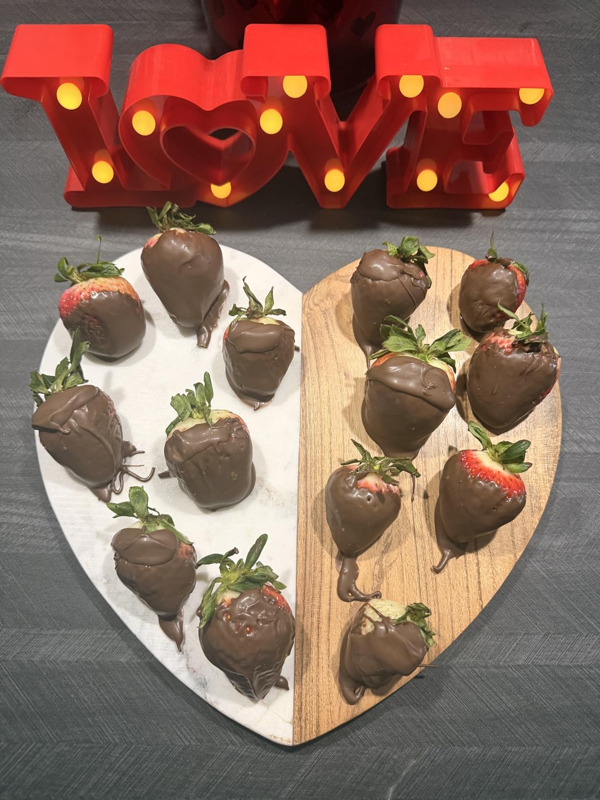LUSHYUM Chocolate Melting Pot Candy Melts Melter with 2 Insert Pots and Spatula, 4 Cups Capacity Warmer Machine, Ideal Dipping Tool Kitchen Supplies for Making Cake Pop Covered Strawberries Fondue customer photo 2