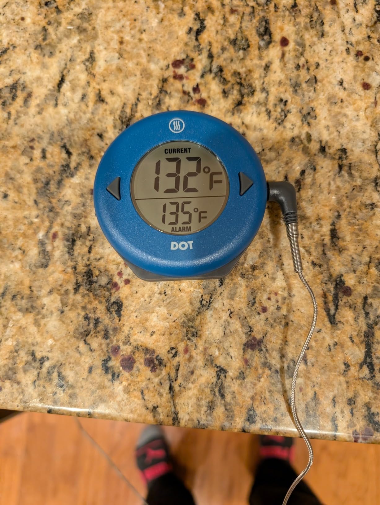 ThermoWorks DOT Chefs' Favorite Simple Alarm Thermometer - Cayenne Pepper Red customer photo 1