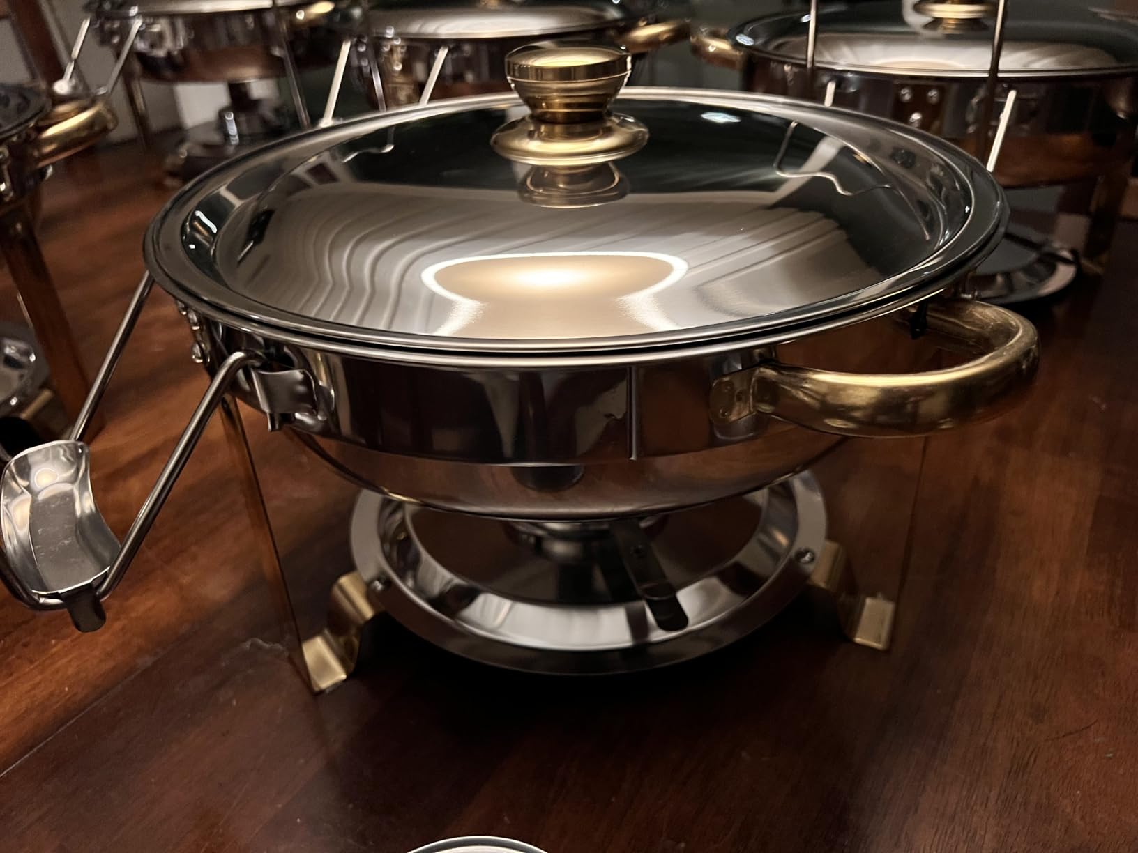 Chafing Dishes for Buffet 4 Pack, 6QT Round Chafing Dish Buffet Set Stainless Steel Buffet Food Warmers Sets for Catering Events Parties Dinners with Complete Set,Gold and Silver customer photo 2