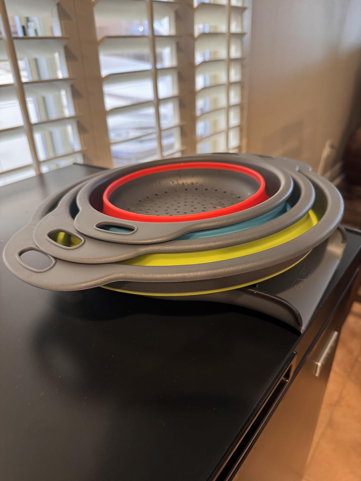Collapsible Colanders (3 Pack Set) Food Strainers with Over-Sink Water Draining Base for Pasta Fruits and Vegetables customer photo 2
