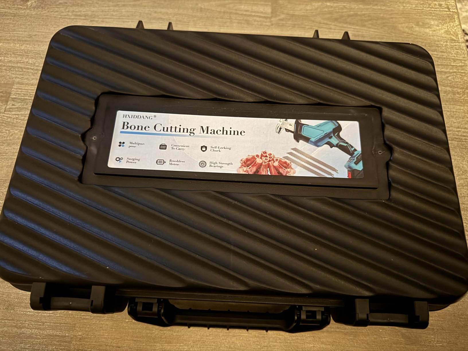 950W Brushless Motor Electric Meat and Bone Saw, 2600mAh Handheld Butchering Tool with （4 Upgraded Blades）- Home Butcher Saw Kit with 1 toolbox,1 Battery customer photo 2