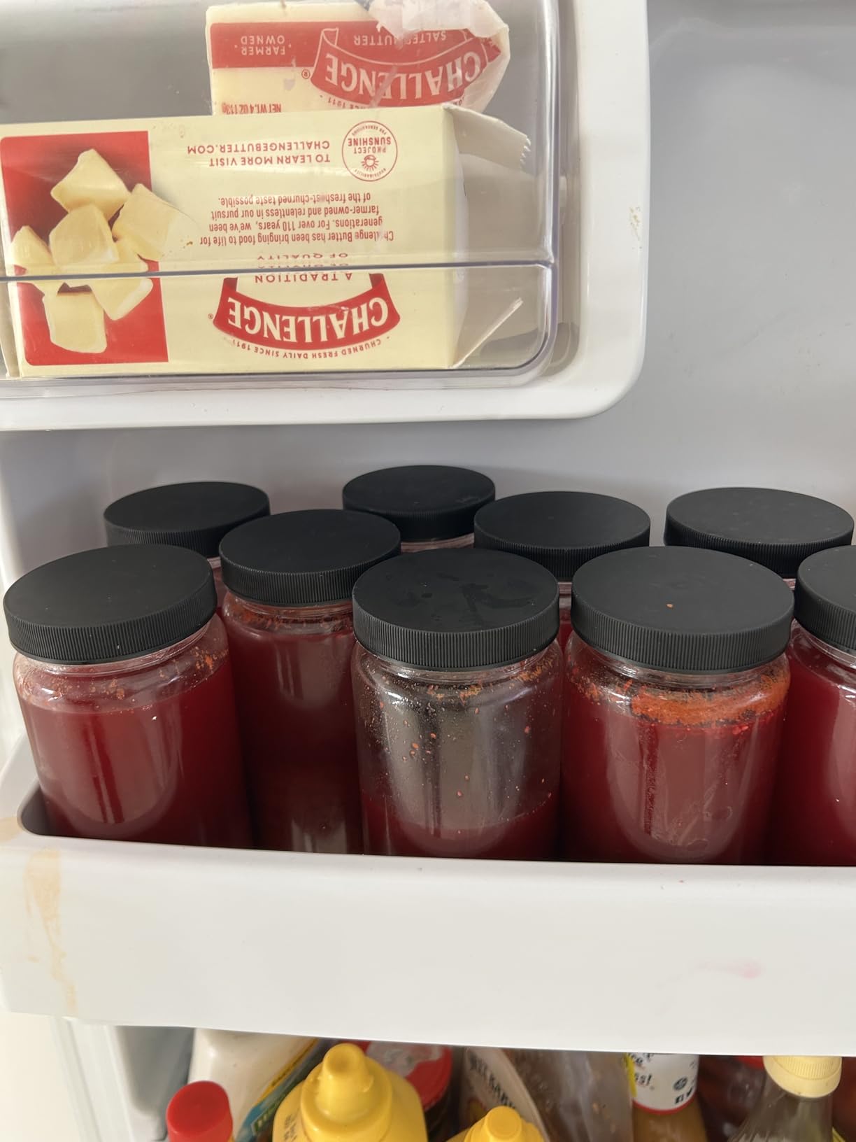 12 PACK, 16 OZ Glass Juice Bottles with Airtight Lids, Bonus 2 Straws & Perforated Lids, Reusable Juicer, Juicing Bottle - Clear Drinking Jars Cups, Water Bottles, Travel Juice Container, Black Caps customer photo 1