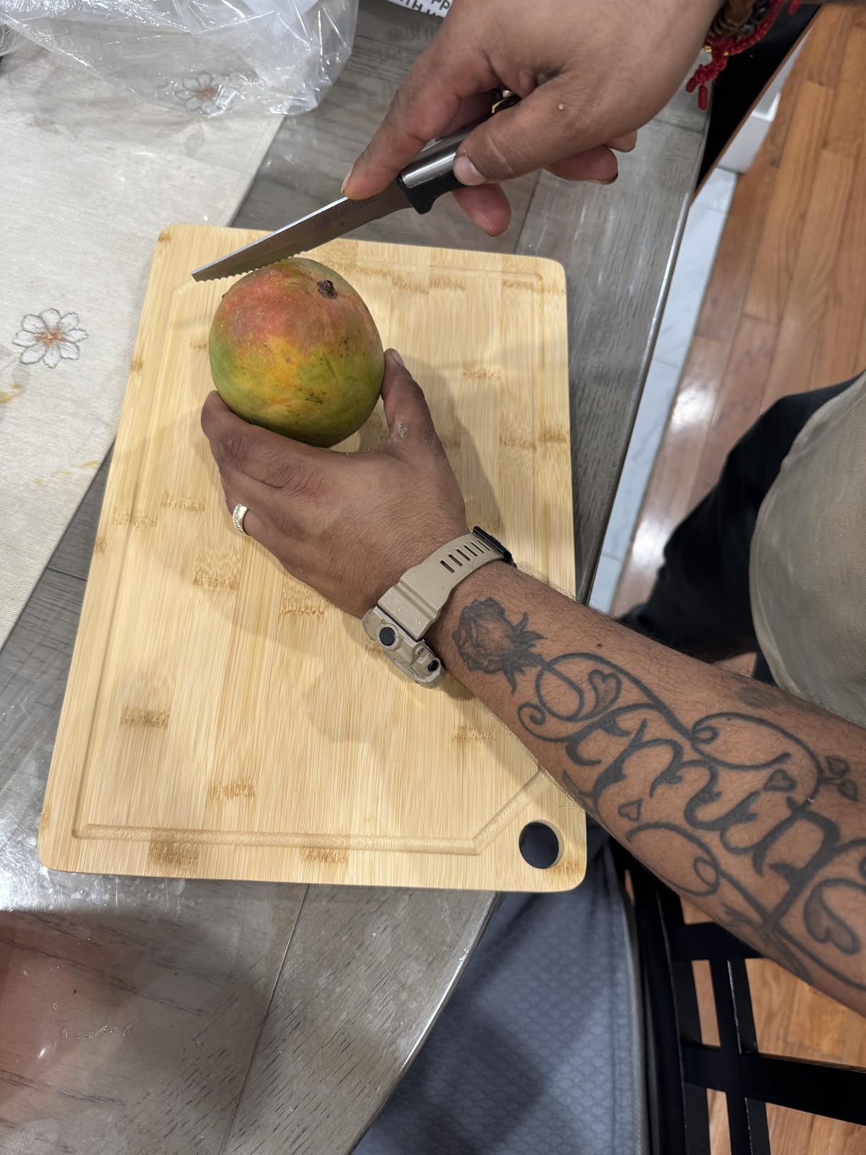 Kitsure Bamboo Cutting Board - Multi-Sizes Wooden Cutting Boards for Kitchen, Convenient Kitchen Essentials with Deep Juice Grooves, Cutting Board for Chopping and Serving, Large, Natural customer photo 2