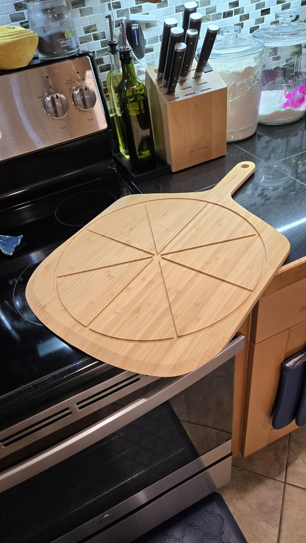 Wooden Pizza Peel 16 Inch, Large Bamboo Pizza Paddle Spatula - Serving Board, Wood Pizza Cutting Boards with 8 Slice Grooves and Handle for Kitchen Oven Pastry Pizzas customer photo 1