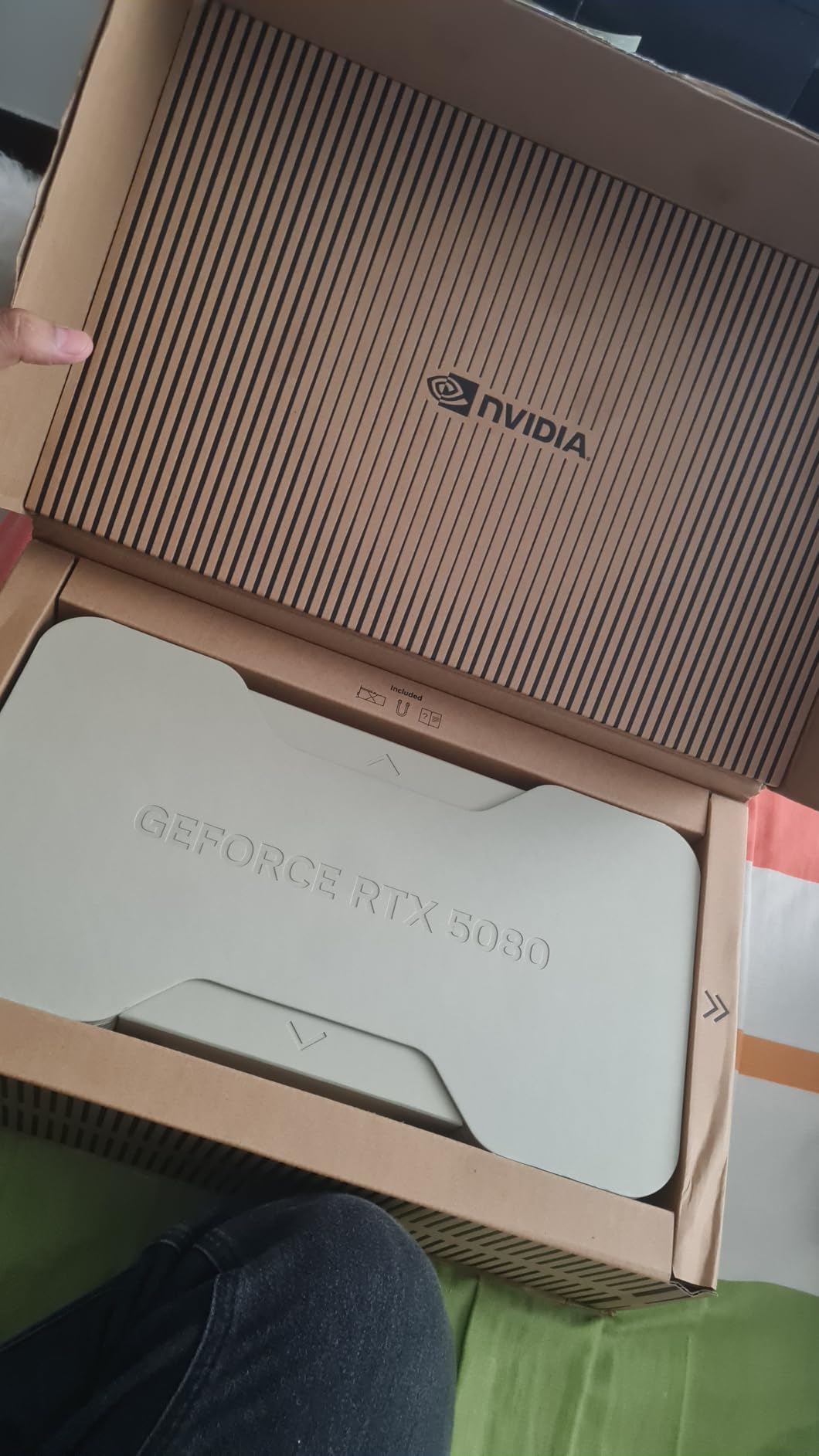 GeForce RTX 5080 Founders Edition customer photo 2