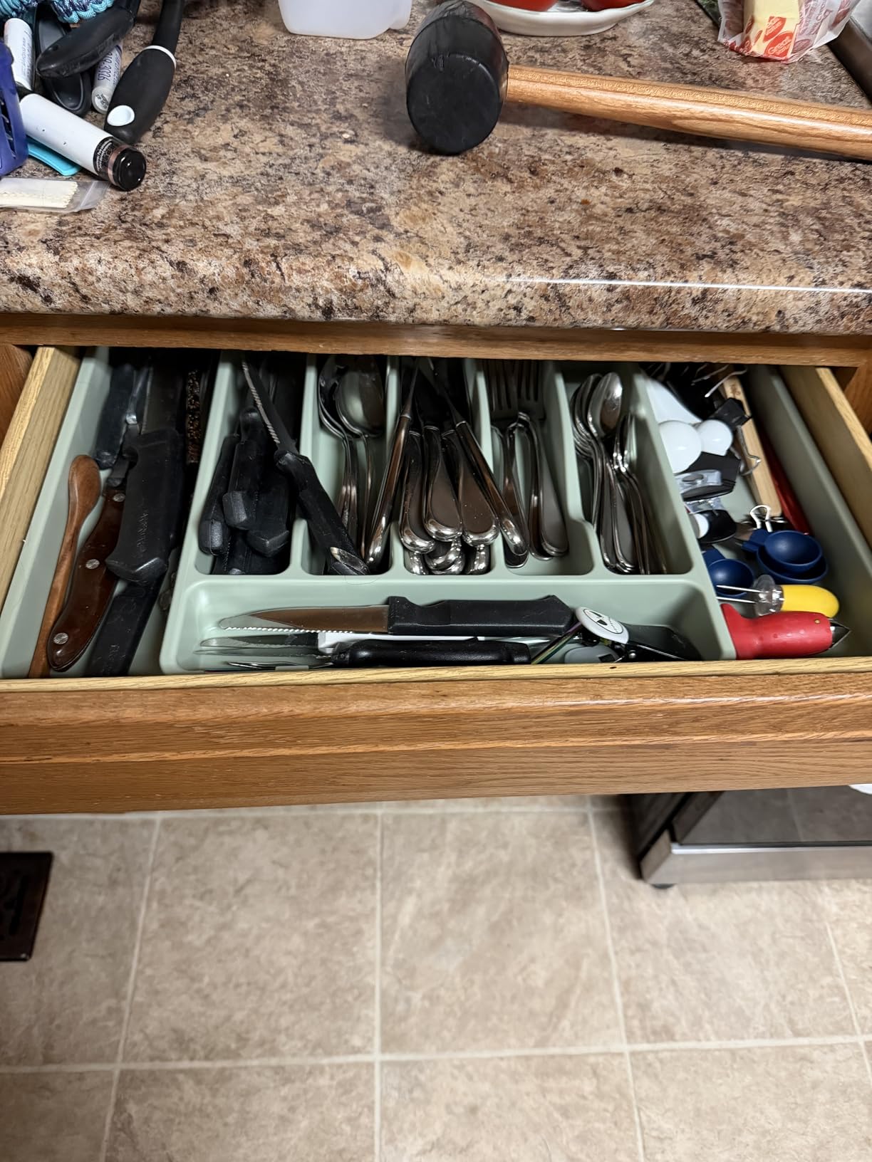 Extra Large Expandable Silverware Organizer, BPA-Free Food-Safe Cutlery Flatware Organizer, Kitchen Utensil Drawer Organizer, Adjustable Silverware Holder for Spoons Forks Knives, Black customer photo 2