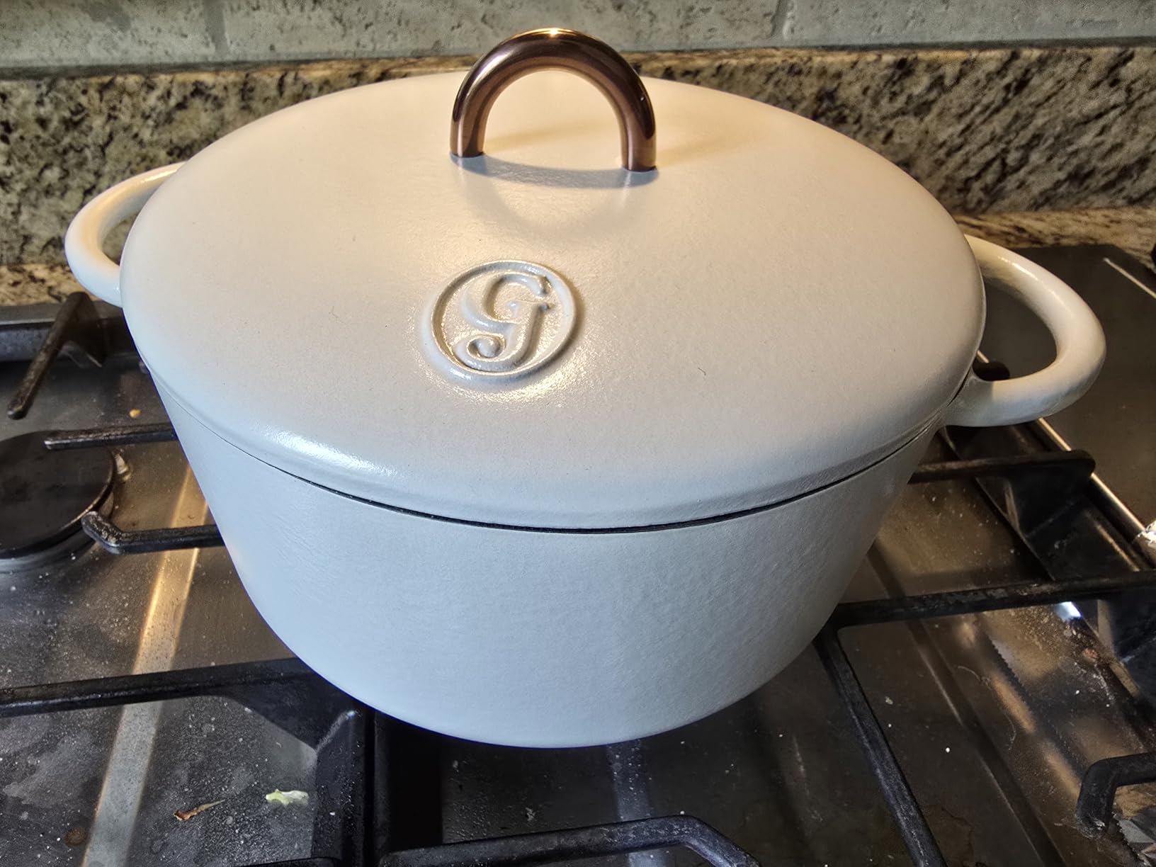 Great Jones Dutch Baby Dutch Oven with Lid (Taffy, 3.5-Quart) | Enameled Cast Iron, Round Shape | Safe for Stovetops & Ovens up to 500°F | Space-Saving & Dishwasher-Friendly | Small-Batch Cooking customer photo 2