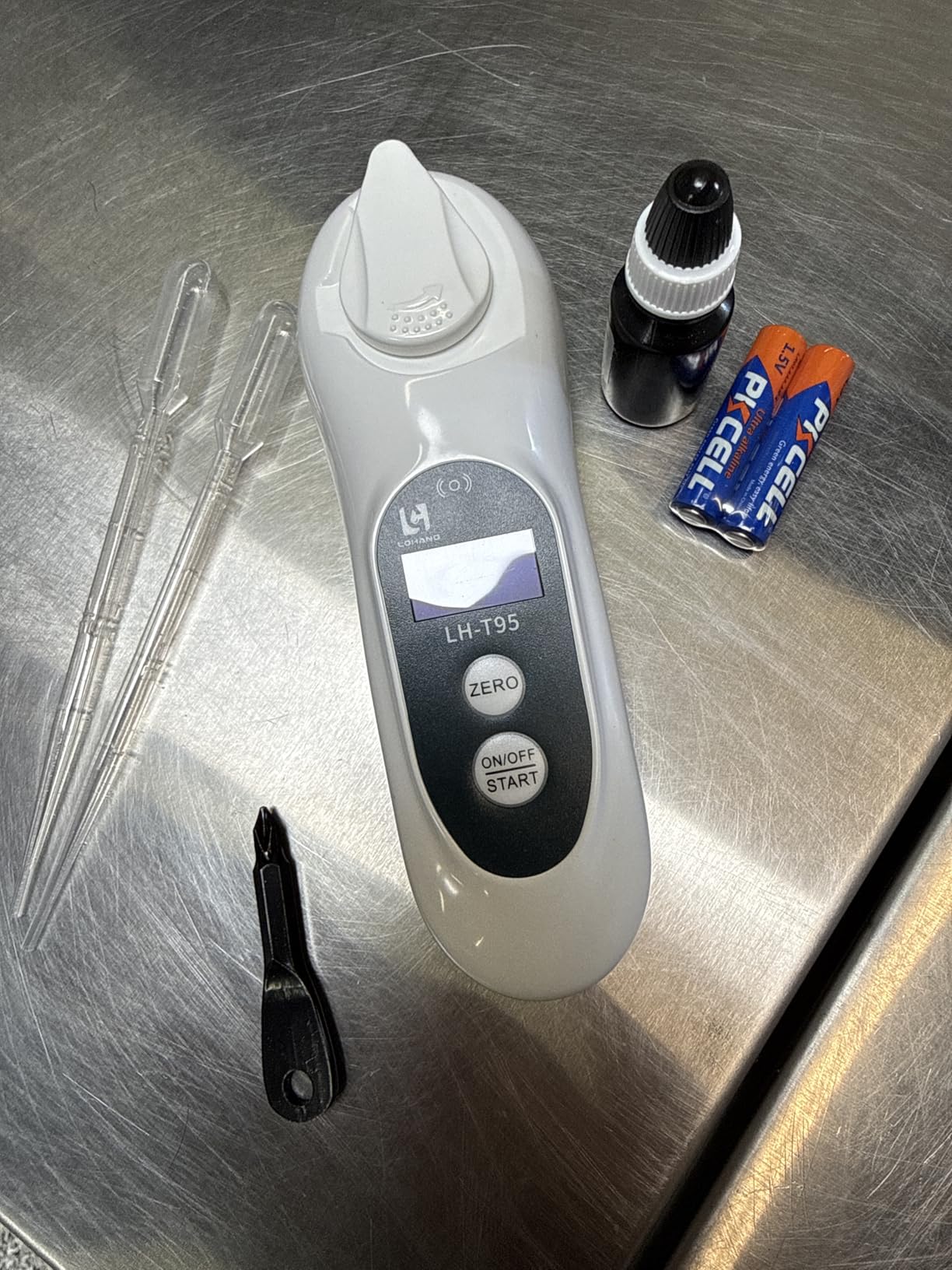 3-in-1 Digital Brix Refractometer with ATC/Refractive Index(RI), Accurate Measurement with Precision Light-Blocking Cover, Brix Meter for Fruit Juice/Beer Brewing/Coffee/Wine Liquid, Range: 0-55% customer photo 1