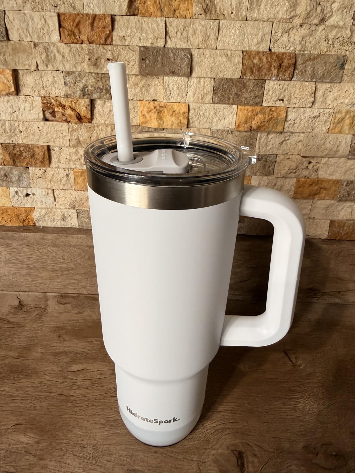 HidrateSpark PRO 2 30oz Tumbler - Smart Hydration Tumbler with Clinically Accurate Water Tracking & Extended Battery Life - Syncs with Apple Health, Fitbit, Smart Rings & Smart Watches - Black customer photo 2