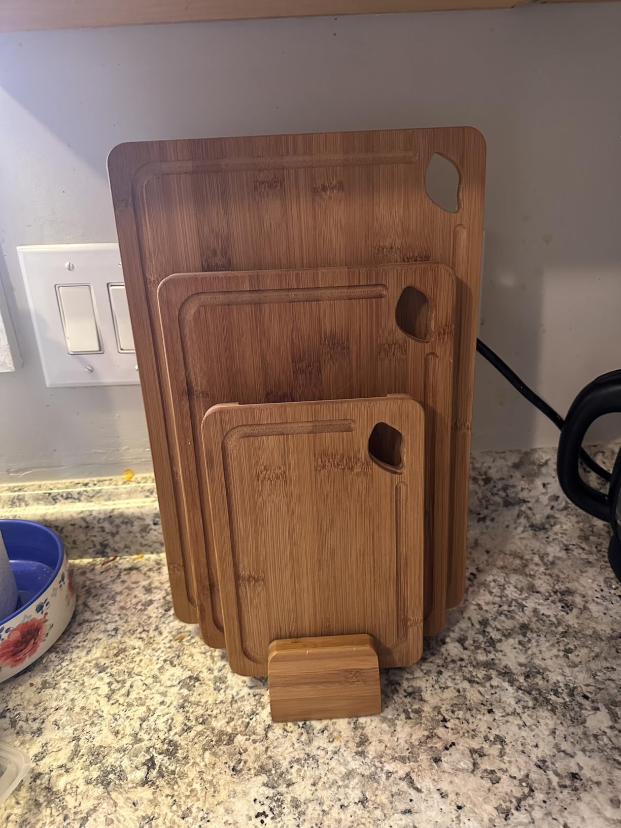 Astercook Deep-Carbonized Bamboo Cutting Boards for Kitchen with Wood Storage Stand, Reversible Charcuterie & Chopping Boards with Juice Grooves and Easy-Grip Handles, Mothers Day Gifts customer photo 2