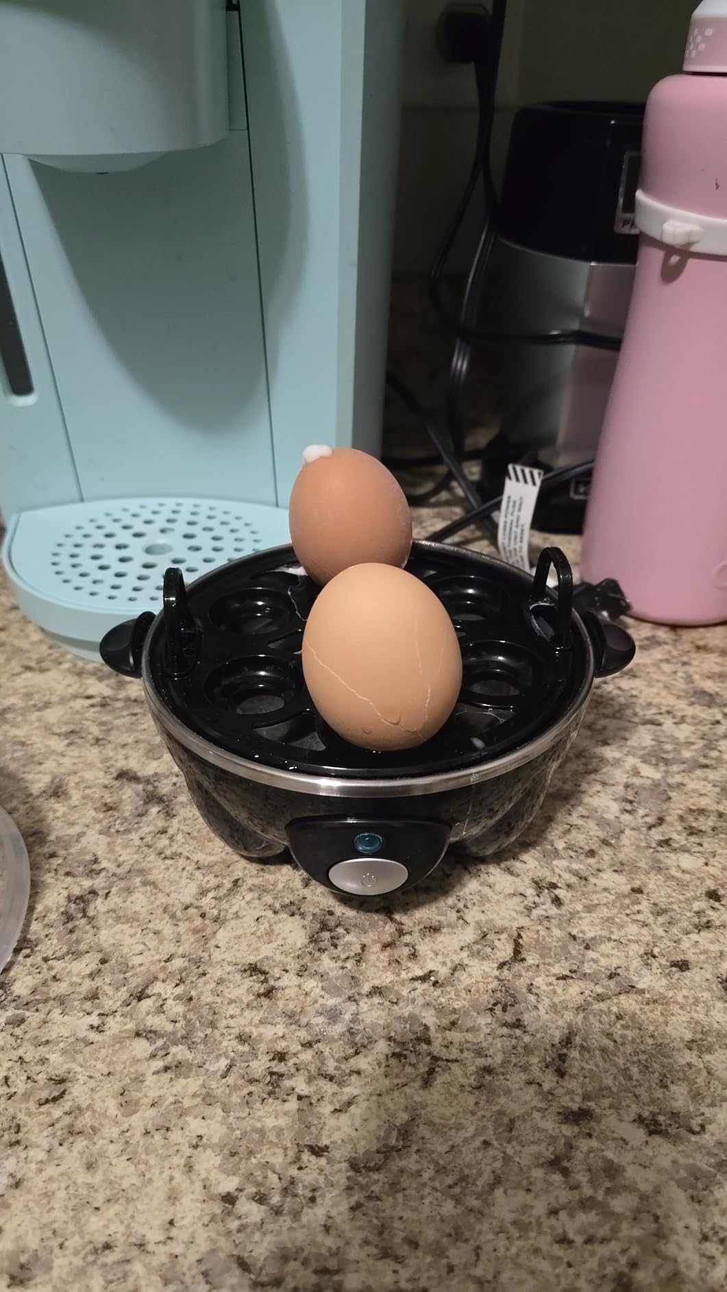 Elite Gourmet EGC855SS Easy Egg Cooker, 7-Egg Capacity, Soft, Medium, Hard-Boiled, Omelets, Poached Eggs, Plays Melody when Done, Auto Shut-Off, Measuring Cup, Stainless Steel customer photo 2