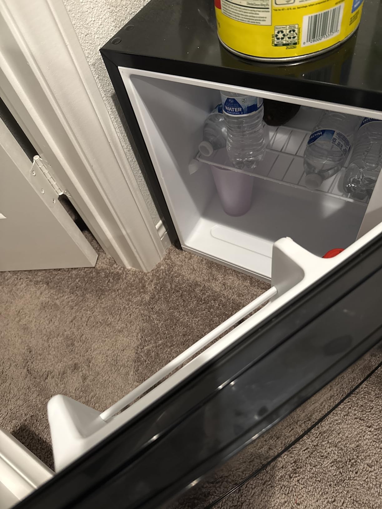 Midea MERM17B0ABB 1.7 Cu Ft Mini Fridge, Compact Refrigerator with Adjustable Thermostat, Reversible Door, Low Noise, Energy Efficient, Ideal for Dorm, Office, Bedroom, Black customer photo 2