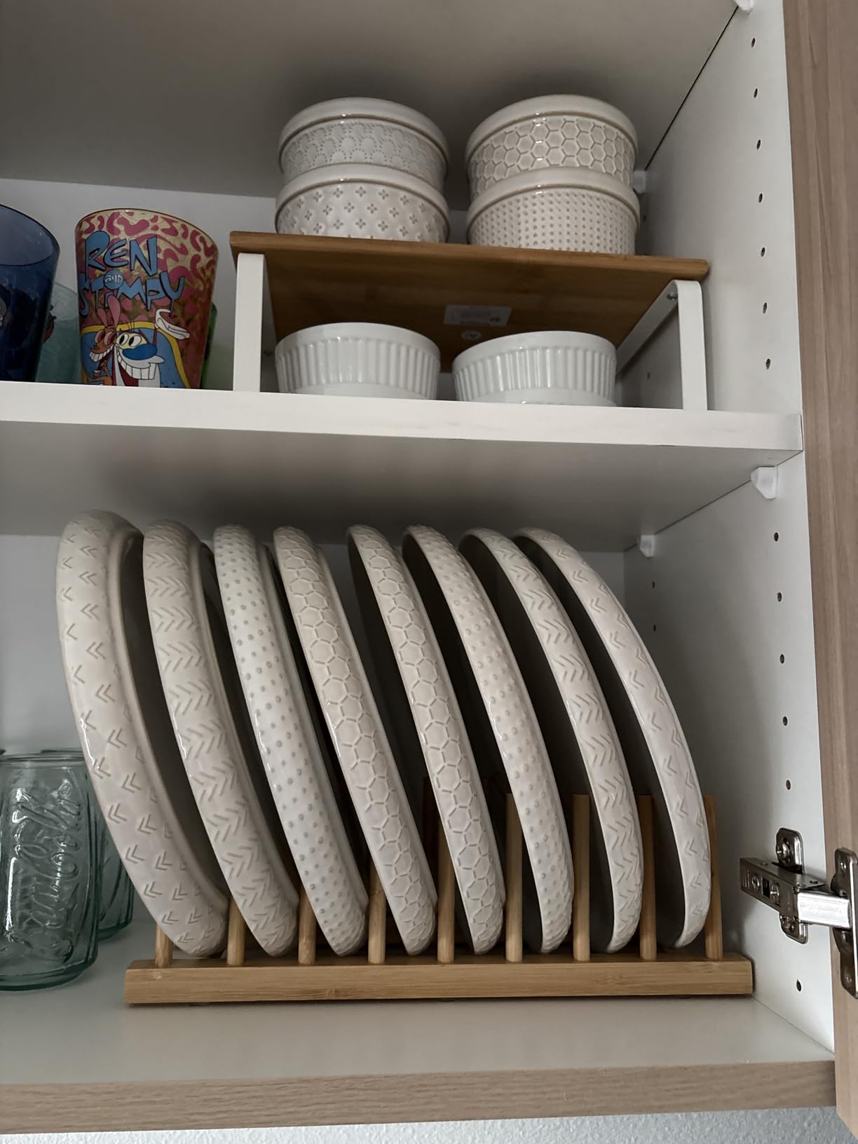 24 Piece Dinnerware Sets for 8 - Farmhouse Style Stoneware Plates and Bowls Sets - Scratch Resistant & Dishwasher Safe, Embossed Boho Ceramic Dish Set, Stack Compactly Dishware - Vintage White customer photo 2